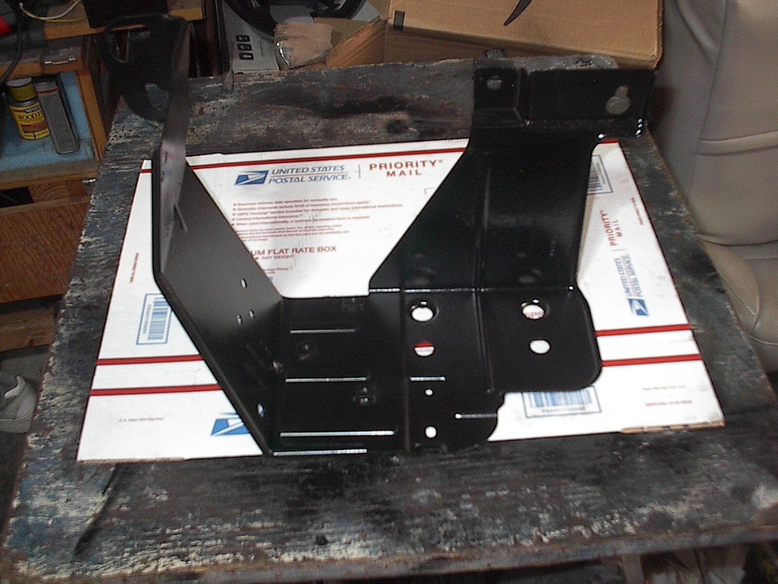 Jeep Vapor Canister Bracket 53013463AH 2002-2004 WJ Jeep Vapor Canister Bracket 53013463AH 2002-2004 WJ