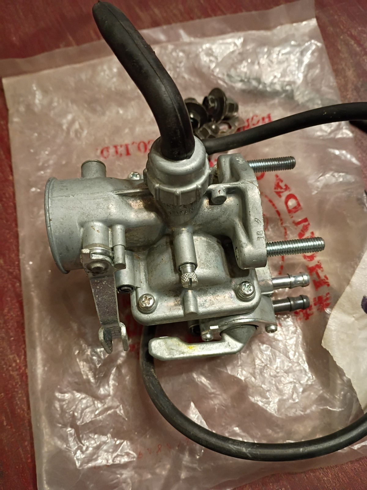 BRAND NEW HONDA M91B CARBURETOR 1966-69 OEM JAPAN BRAND NEW HONDA M91B CARBURETOR 1966-69 OEM JAPAN
