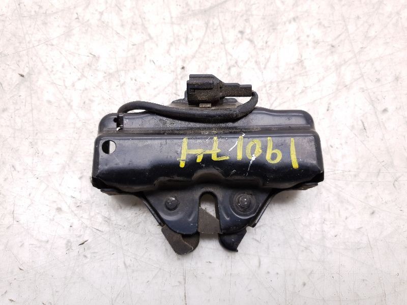 01-03 LEXUS IS430 HOOD LATCH 