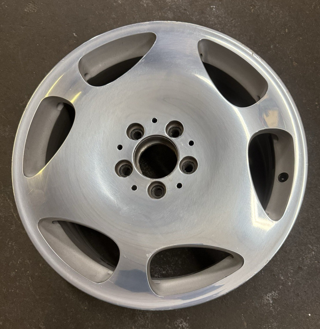 #65236 01-02 MERCEDES CL-CLASS OE USED WHEEL 17X7.5 A2204011202 POLISHED #65236 01-02 MERCEDES CL-CLASS OE USED WHEEL 17X7.5 A2204011202 POLISHED