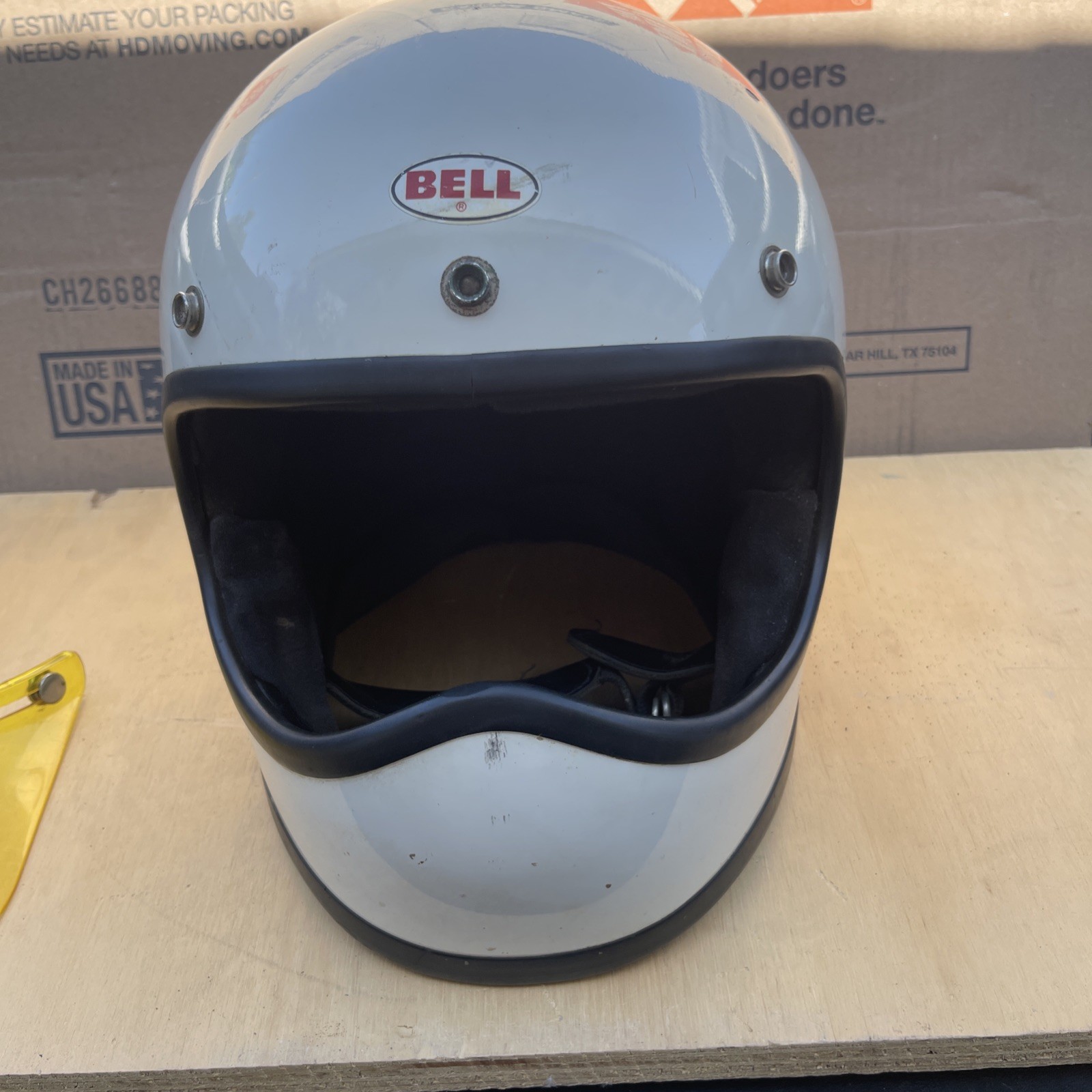 Vintage 1970 Bell Moto Star Yellow Motorcycle Helmet Size 7 1/2\ Vintage 1970 Bell Moto Star Yellow Motorcycle Helmet Size 7 1/2\