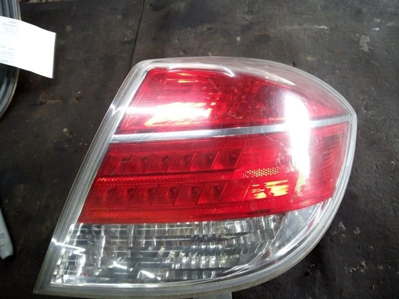 2007-2009 Saturn Aura Rear Right Passenger Side Tail Light Assembly