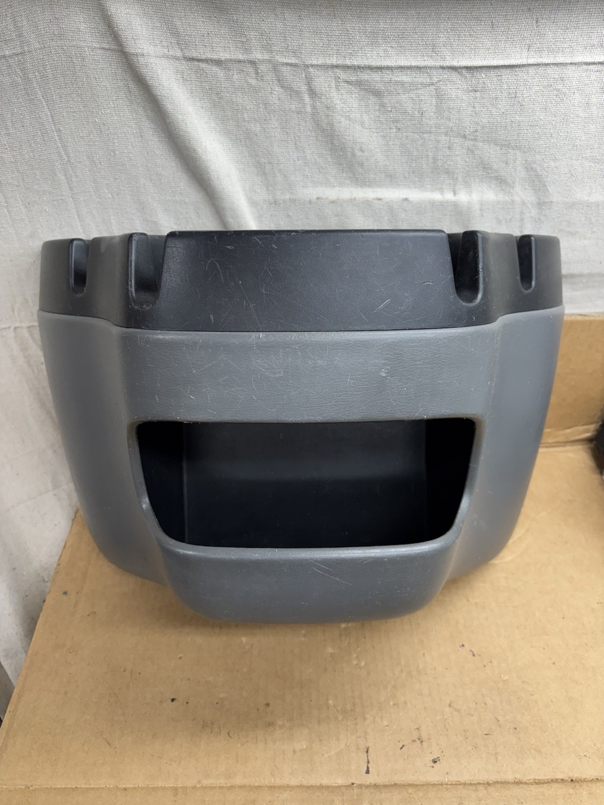 97-12 FORD ECONOLINE VAN E150 E250 E350 E450 OEM FRONT CENTER CONSOLE CUP HOLDER