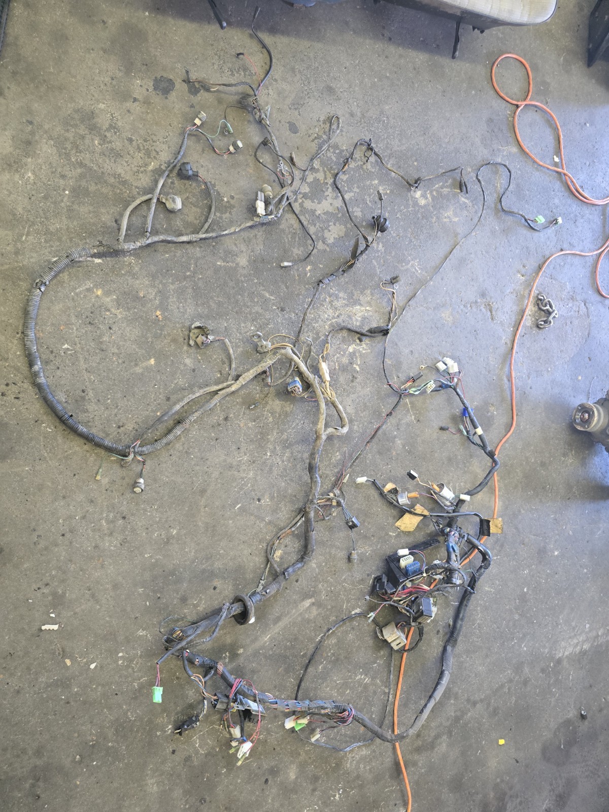 1983-1986 Nissan Datsun 720 Kingcab Truck OEM Chassis + Engine Bay Harness 1983-1986 Nissan Datsun 720 Kingcab Truck OEM Chassis + Engine Bay Harness