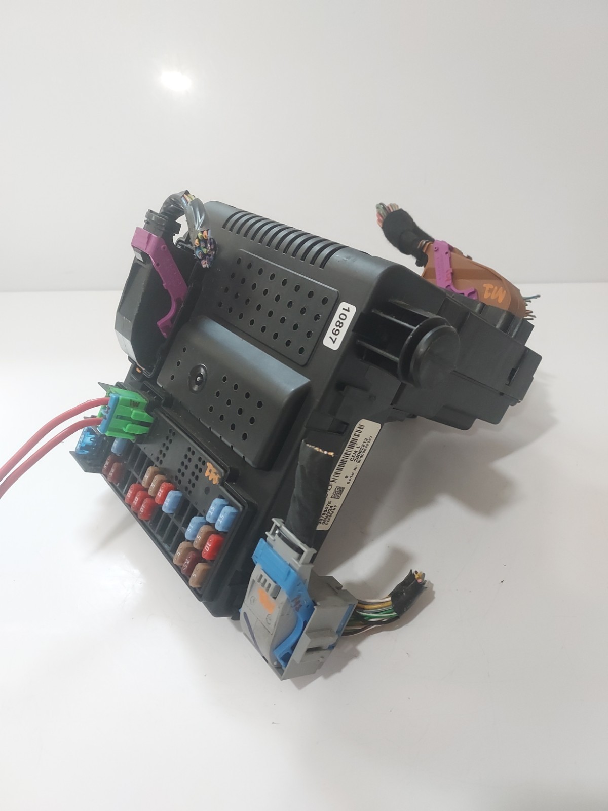 05-14 Volvo XC90 S60 S80 V70 XC70 Fuse Box Central Electronic Module 30786475 06