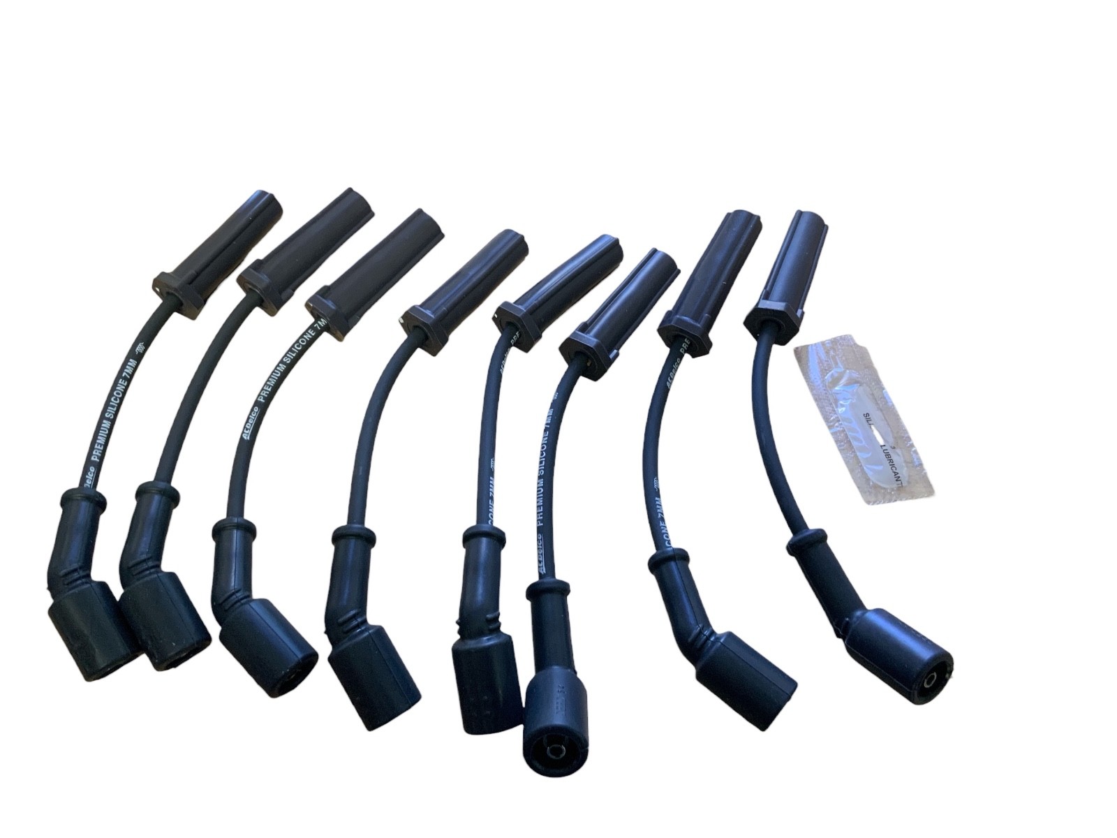 NEW GENUINE GM 19351570 748UU OEM GM Spark Plug Wire Set ACDelco NEW GENUINE GM 19351570 748UU OEM GM Spark Plug Wire Set ACDelco