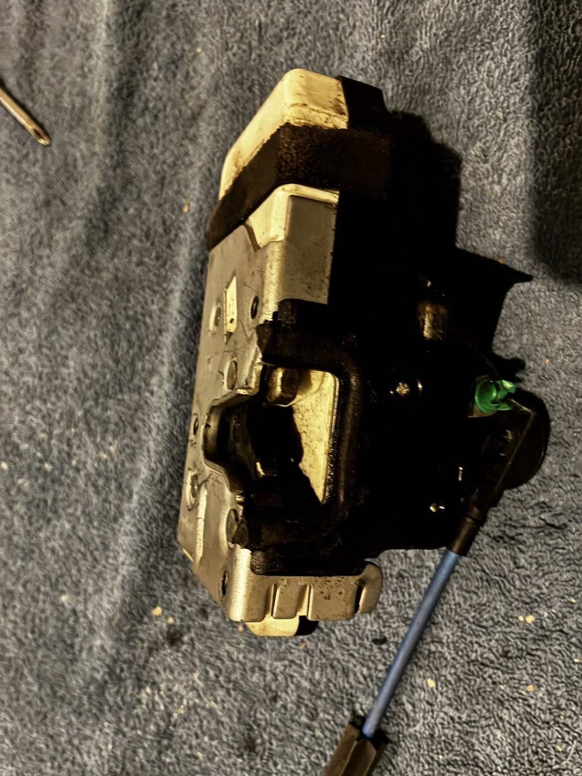 Good Used Genuine Saab Front Left Door Lock Actuator For 1999-2002 Saab 9-5 Good Used Genuine Saab Front Left Door Lock Actuator For 1999-2002 Saab 9-5