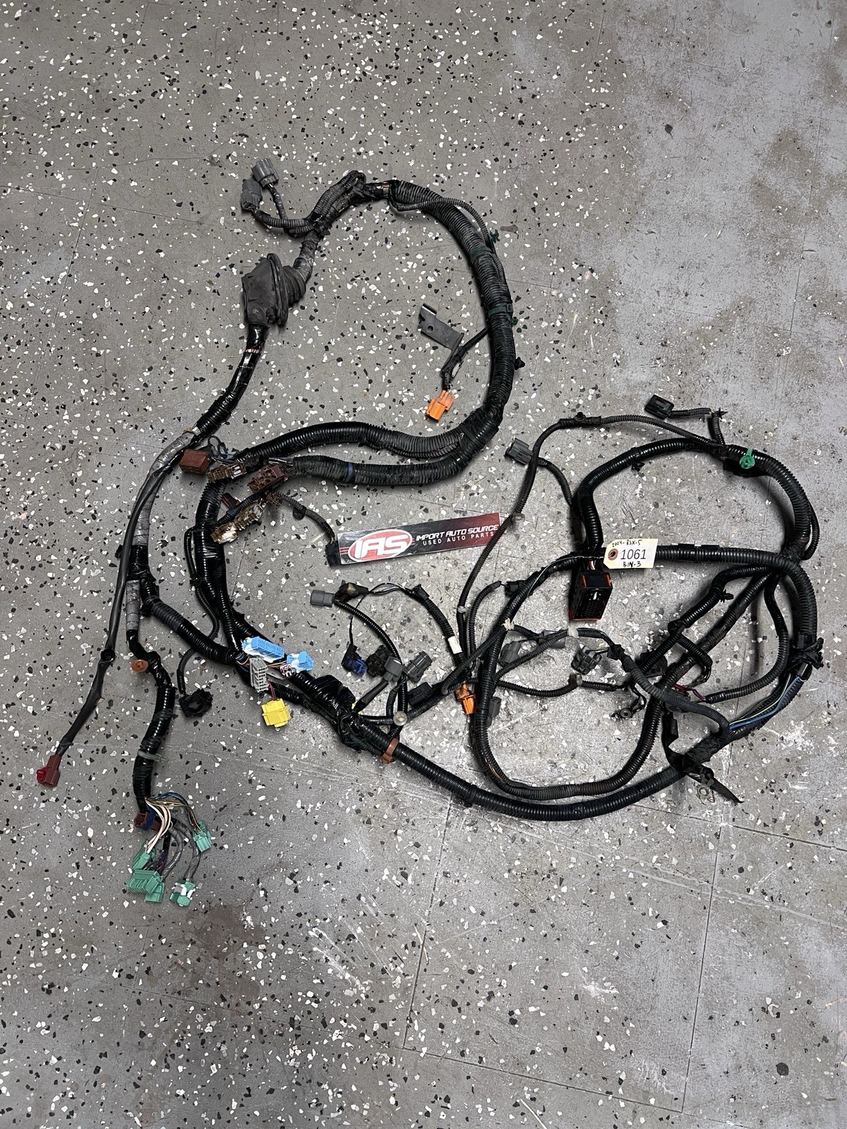 2002-2004 Acura RSX Type S Engine Bay Headlight Fuse Box Wire Wiring Harness 2002-2004 Acura RSX Type S Engine Bay Headlight Fuse Box Wire Wiring Harness