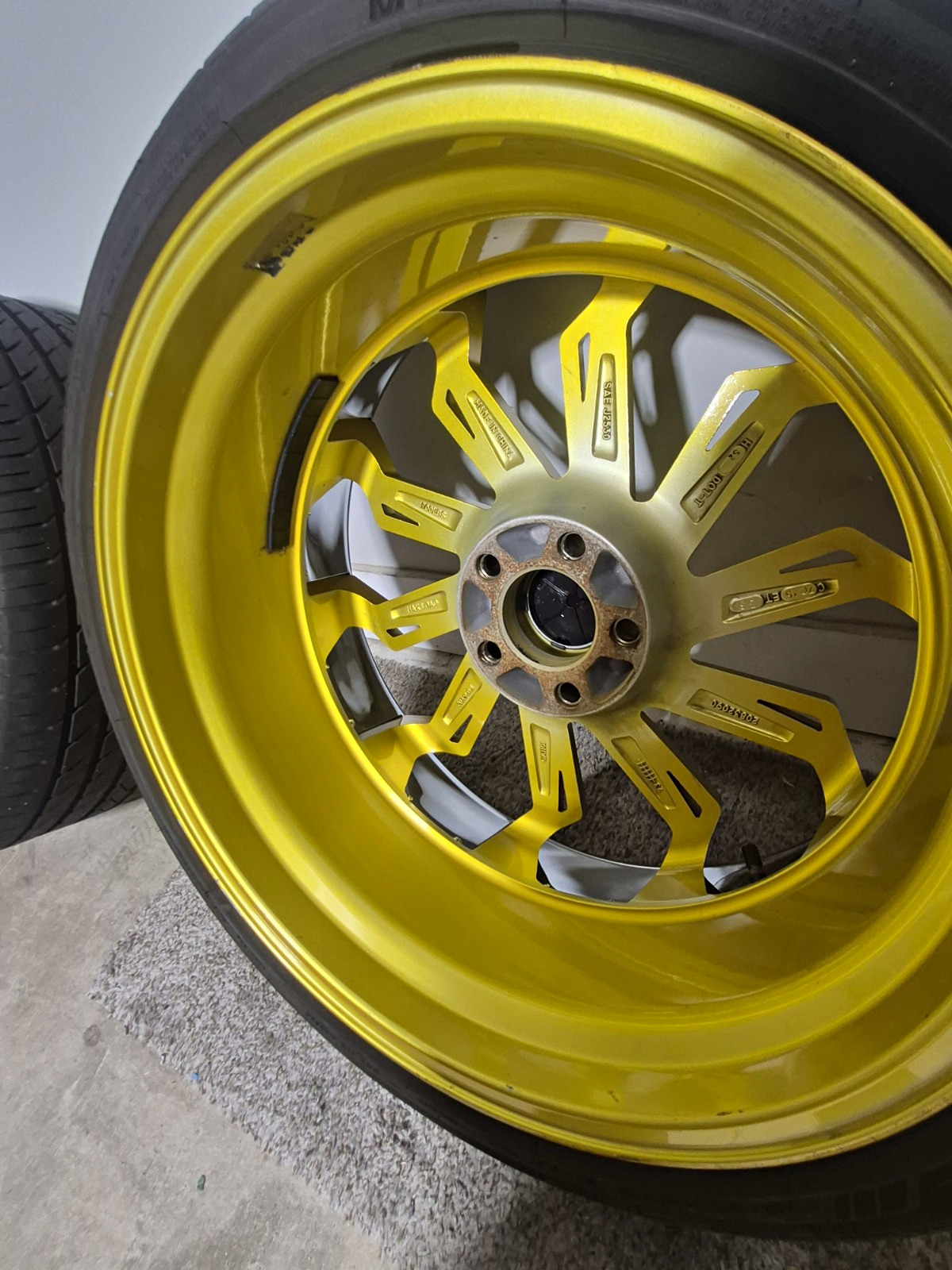 20x9 Front 20x10.5 Rear Wheels 5x114.3 Bolt Pattern Fairly New 20x9 Front 20x10.5 Rear Wheels 5x114.3 Bolt Pattern Fairly New