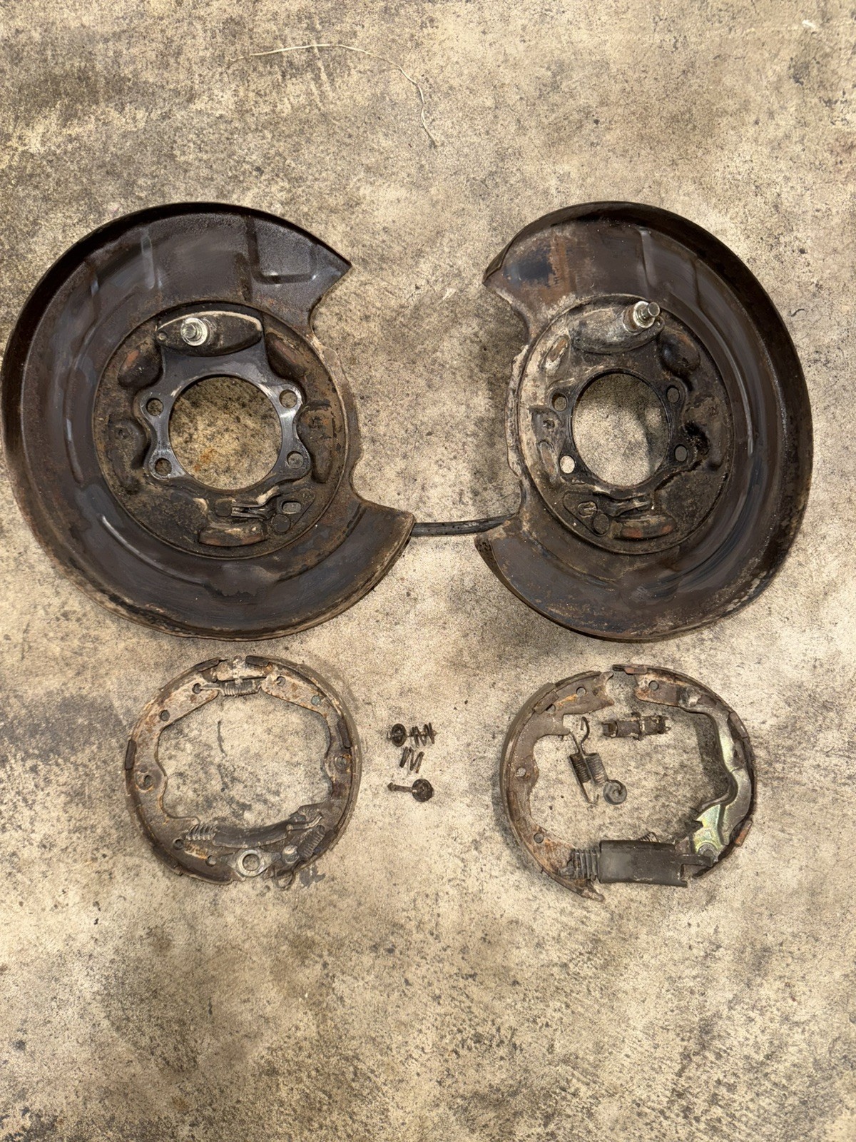 🚘 90-96 Nissan 300zx Z32 Ebrake Assembly Backing Plate 240SX S13 S14 89-98 OEM 🚘 90-96 Nissan 300zx Z32 Ebrake Assembly Backing Plate 240SX S13 S14 89-98 OEM