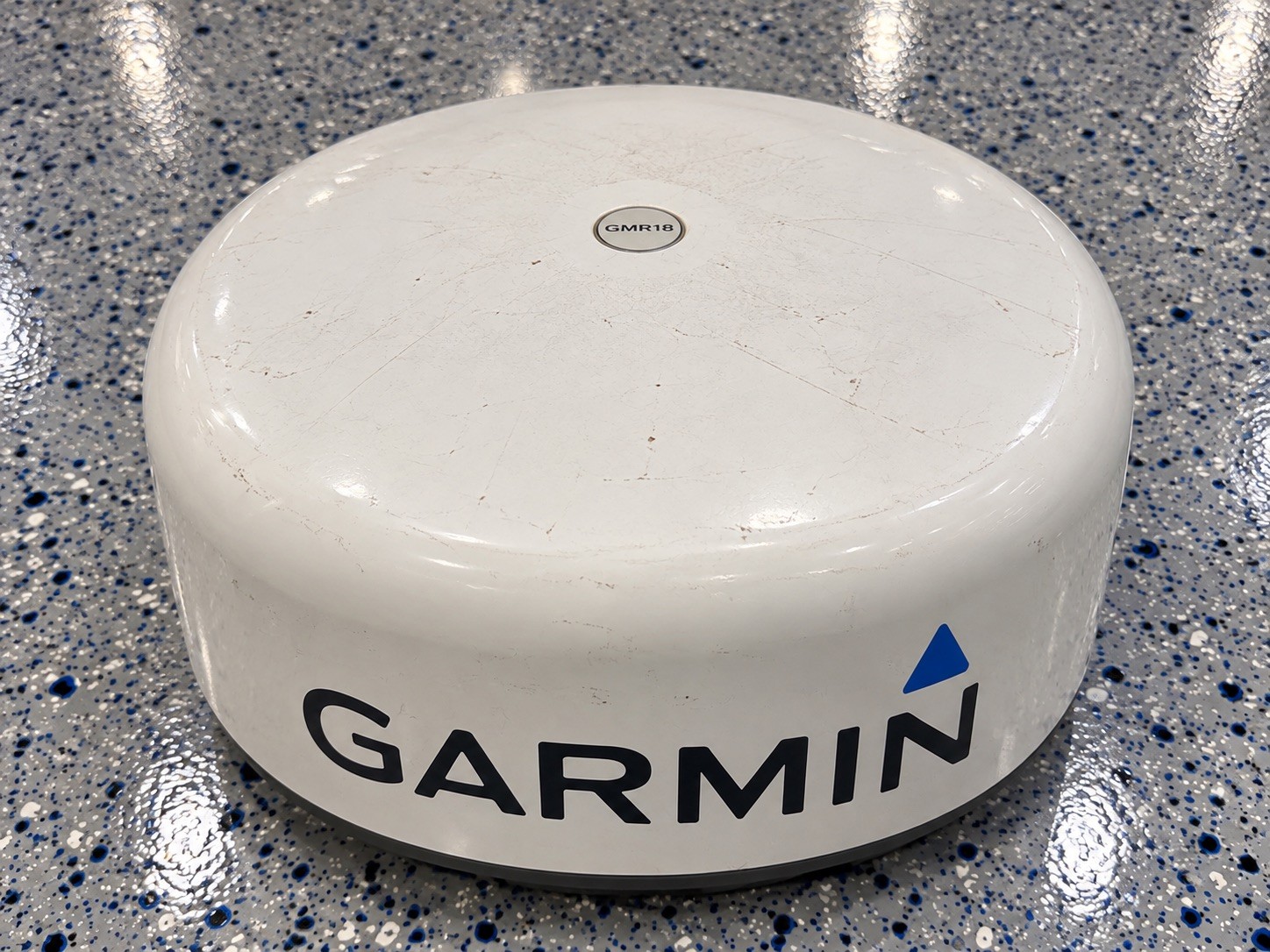 Garmin GMR 18 Radar + GSD 22 Sounder + GPS Antenna + Cables Garmin GMR 18 Radar + GSD 22 Sounder + GPS Antenna + Cables