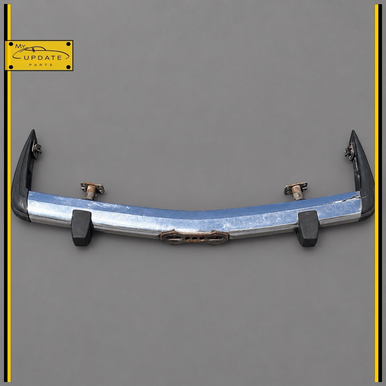 1972-1989 MERCEDES R107 380SL 450SLC FRONT BUMPER ASSEMBLY WITH BRACKETS OEM 1972-1989 MERCEDES R107 380SL 450SLC FRONT BUMPER ASSEMBLY WITH BRACKETS OEM