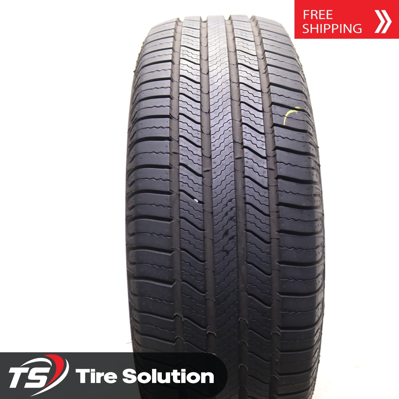 Set of 2 Used 235/60R18 Michelin Defender 2 - 107H - 10.5/32 Set of 2 Used 235/60R18 Michelin Defender 2 - 107H - 10.5/32