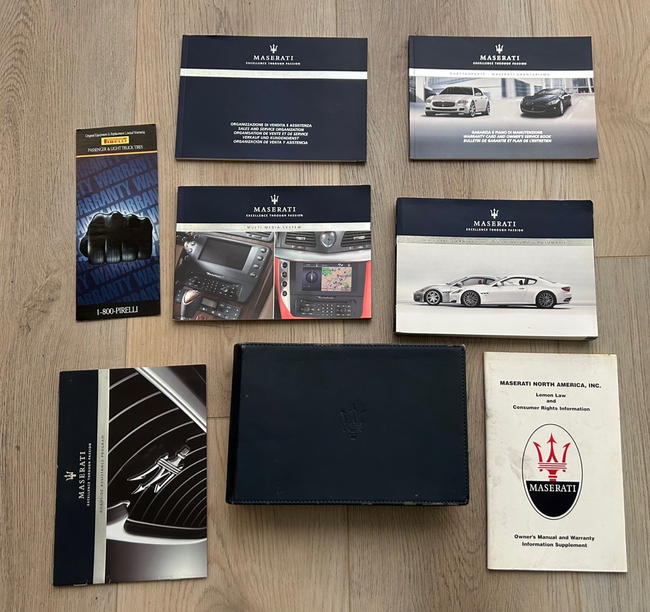 2010 MASERATI GRANTURISMO Convertible OWNERS MANUAL OEM - SET SAME DAY SHIPPING 2010 MASERATI GRANTURISMO Convertible OWNERS MANUAL OEM - SET SAME DAY SHIPPING