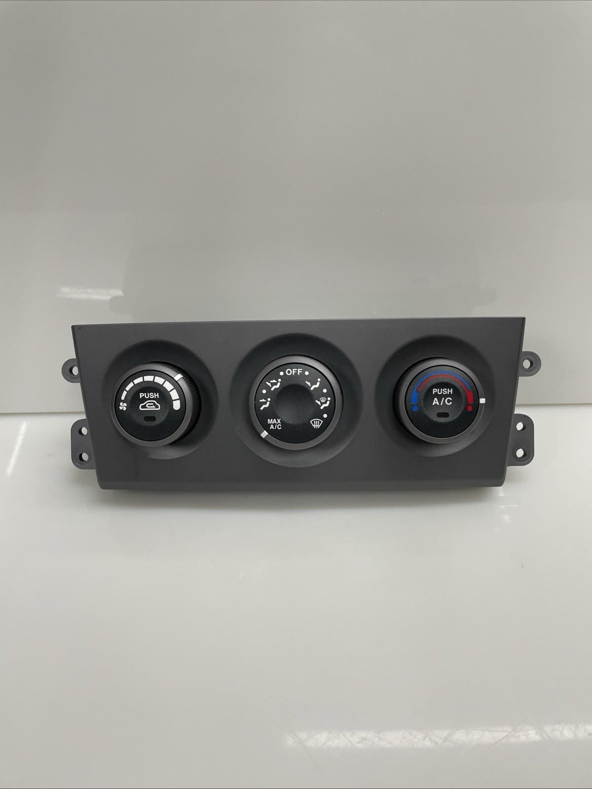 2007-2009 Kia Sorento Ac Heater Control Climate Control Temperature Control OEM 2007-2009 Kia Sorento Ac Heater Control Climate Control Temperature Control OEM