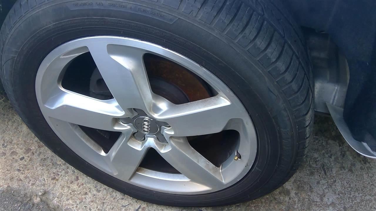 Wheel VIN Fp 7th And 8th Digit 19x8 5 Spoke Fits 09-17 AUDI Q5 696348