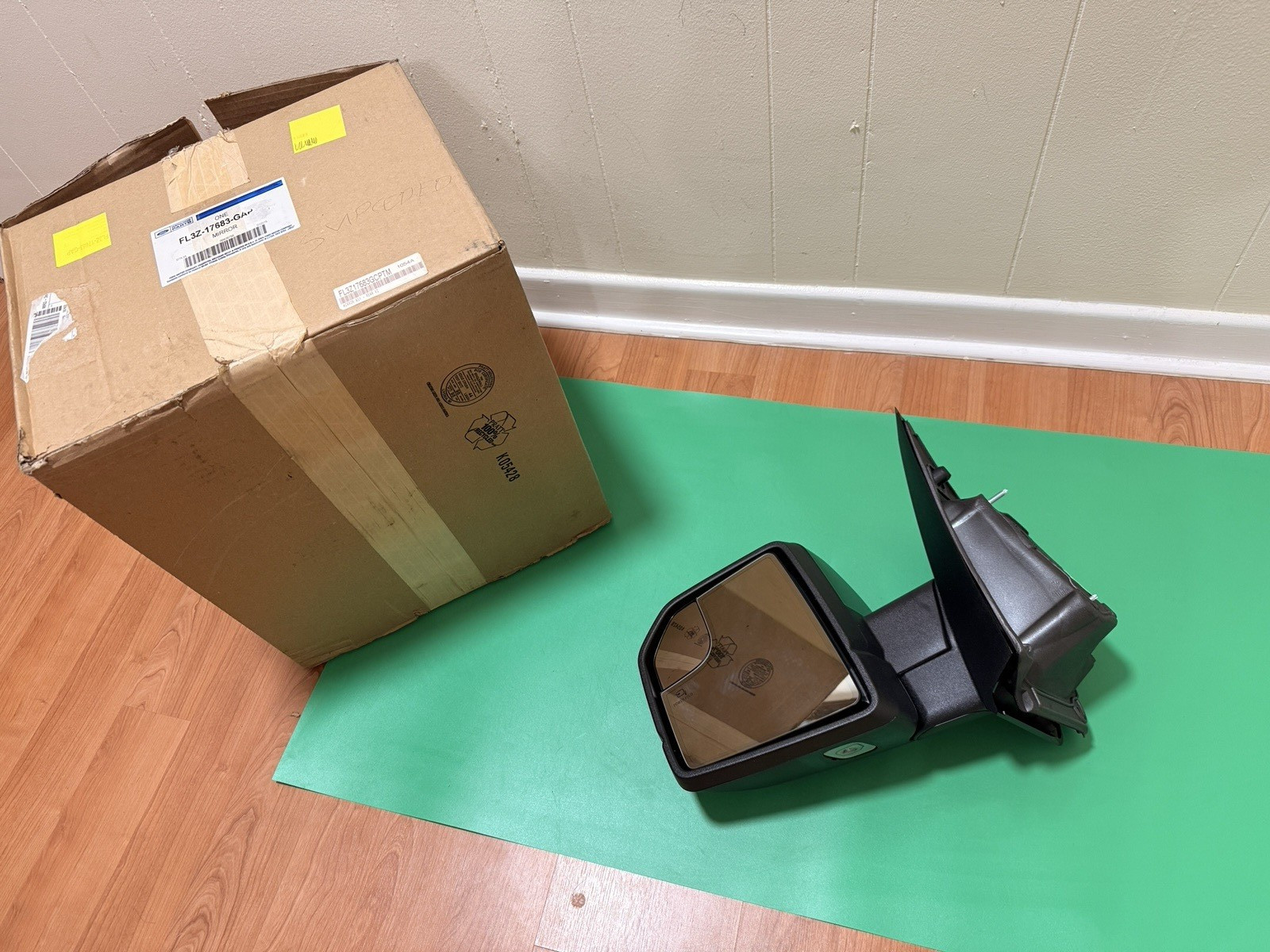 OEM 2015-20 FORD F150 Driver Side View Mirror Power Fold FL3Z-17683-GAPTM OEM 2015-20 FORD F150 Driver Side View Mirror Power Fold FL3Z-17683-GAPTM