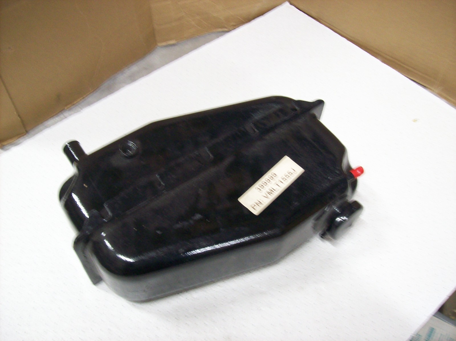 Sterling Freightliner OEM NOS Reservoir VMLT1555J Sterling Freightliner OEM NOS Reservoir VMLT1555J