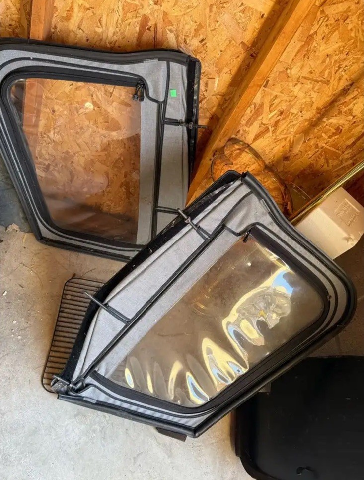 jeep wrangler soft top windows