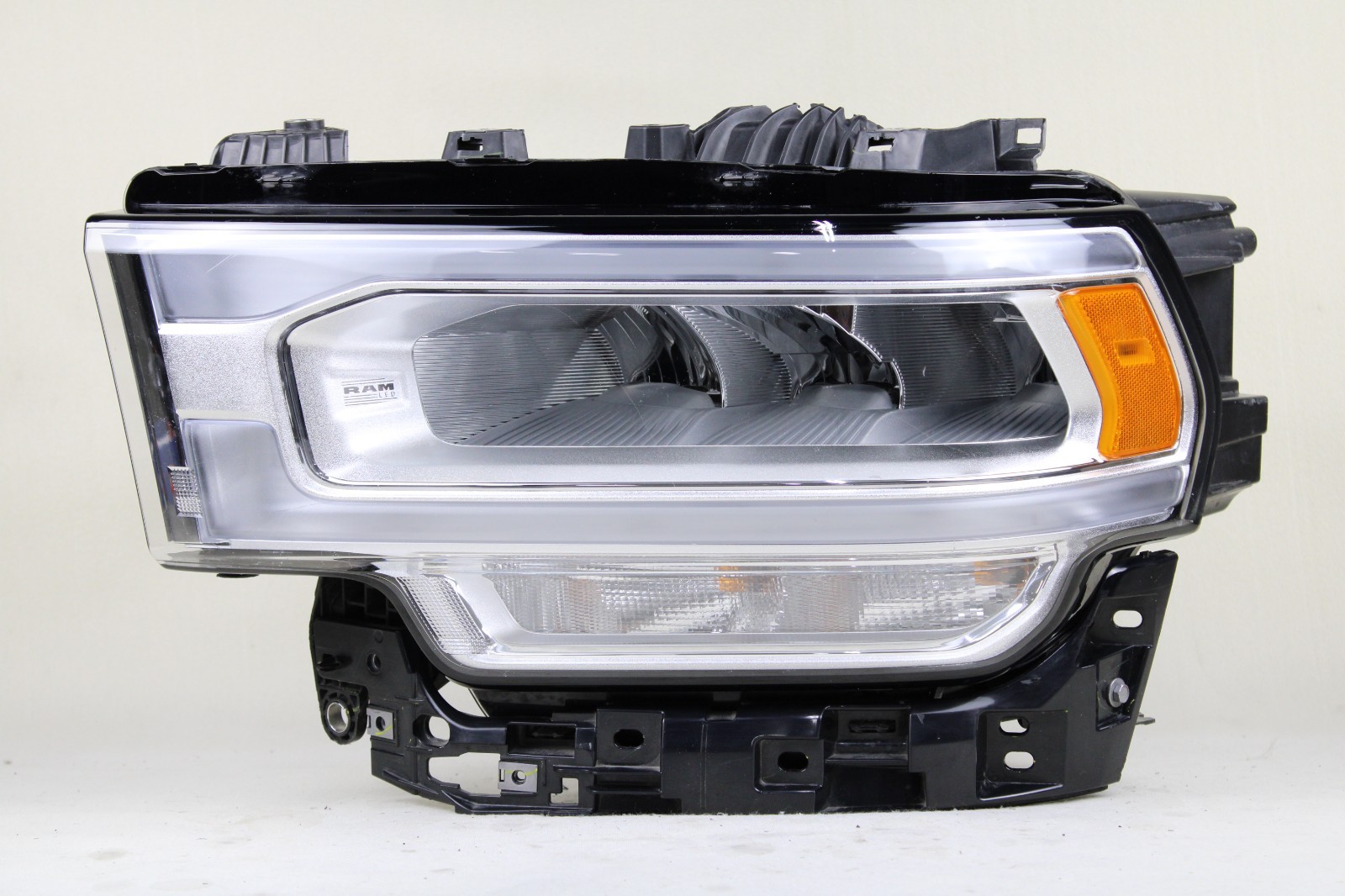 Complete 2019 - 2024 Dodge RAM 2500 3500 Left LH Driver LED Headlight OEM Complete 2019 - 2024 Dodge RAM 2500 3500 Left LH Driver LED Headlight OEM