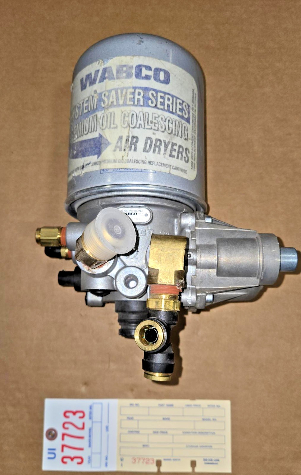 WABCO Air Dryer System Saver 1200 Single Cannister 4324210350 SCRATCH & DENT WABCO Air Dryer System Saver 1200 Single Cannister 4324210350 SCRATCH & DENT