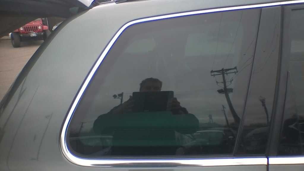 Passenger Right Quarter Glass Fits 04-10 TOUAREG 278817