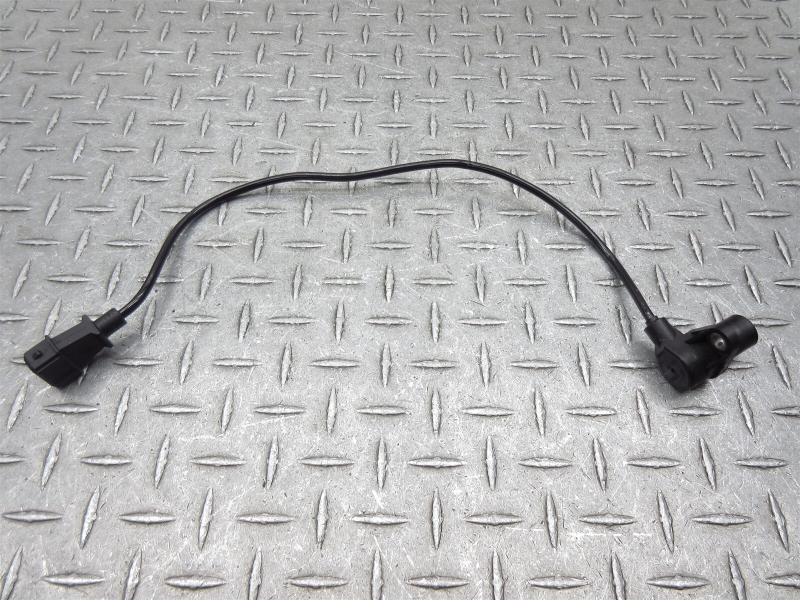 2023 21-24 Indian Scout Bobber Crank Position Pickup Sensor Oem