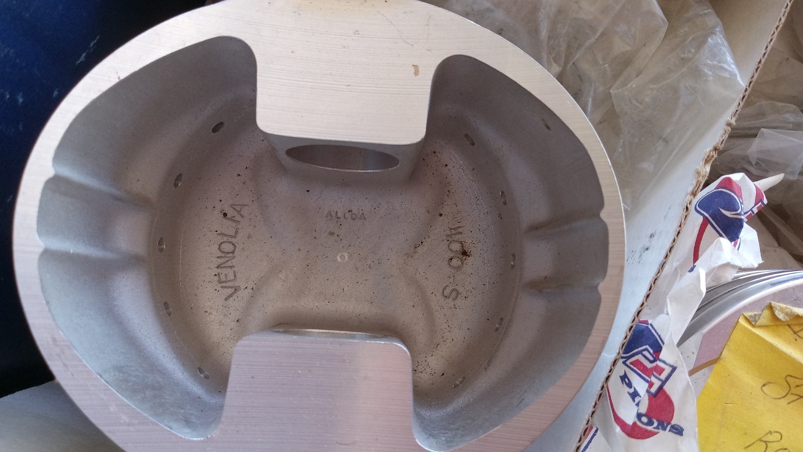 JE Venolia 392 Hemi Stroker Pistons 4.020 Bore