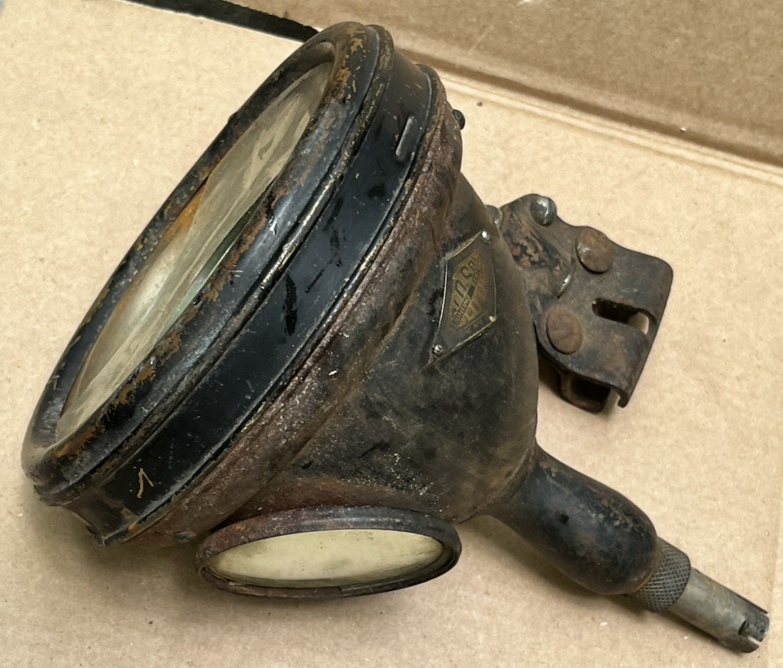 antique hawthorne mfg old sol  spot light with mirror 6v electric clamp mount