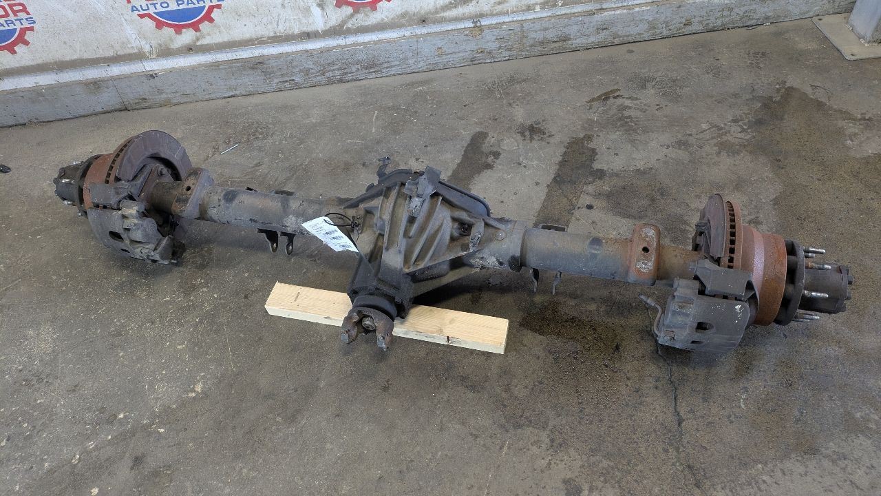 2018 18 Chevy Express 3500 Savana van cut away dual rear wheel axle gt4 3.73 drw