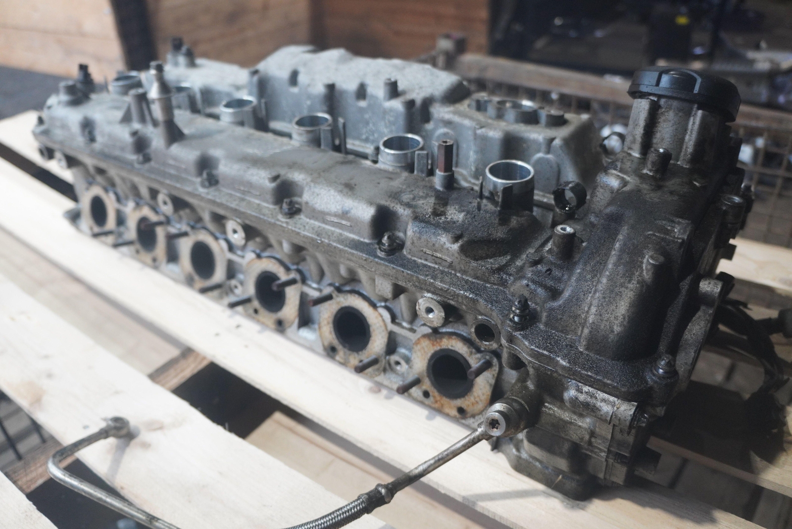 Right Engine Cylinder Head Assembly 6.0L V12 N74 11122459290 BMW 760Li F02 10-15