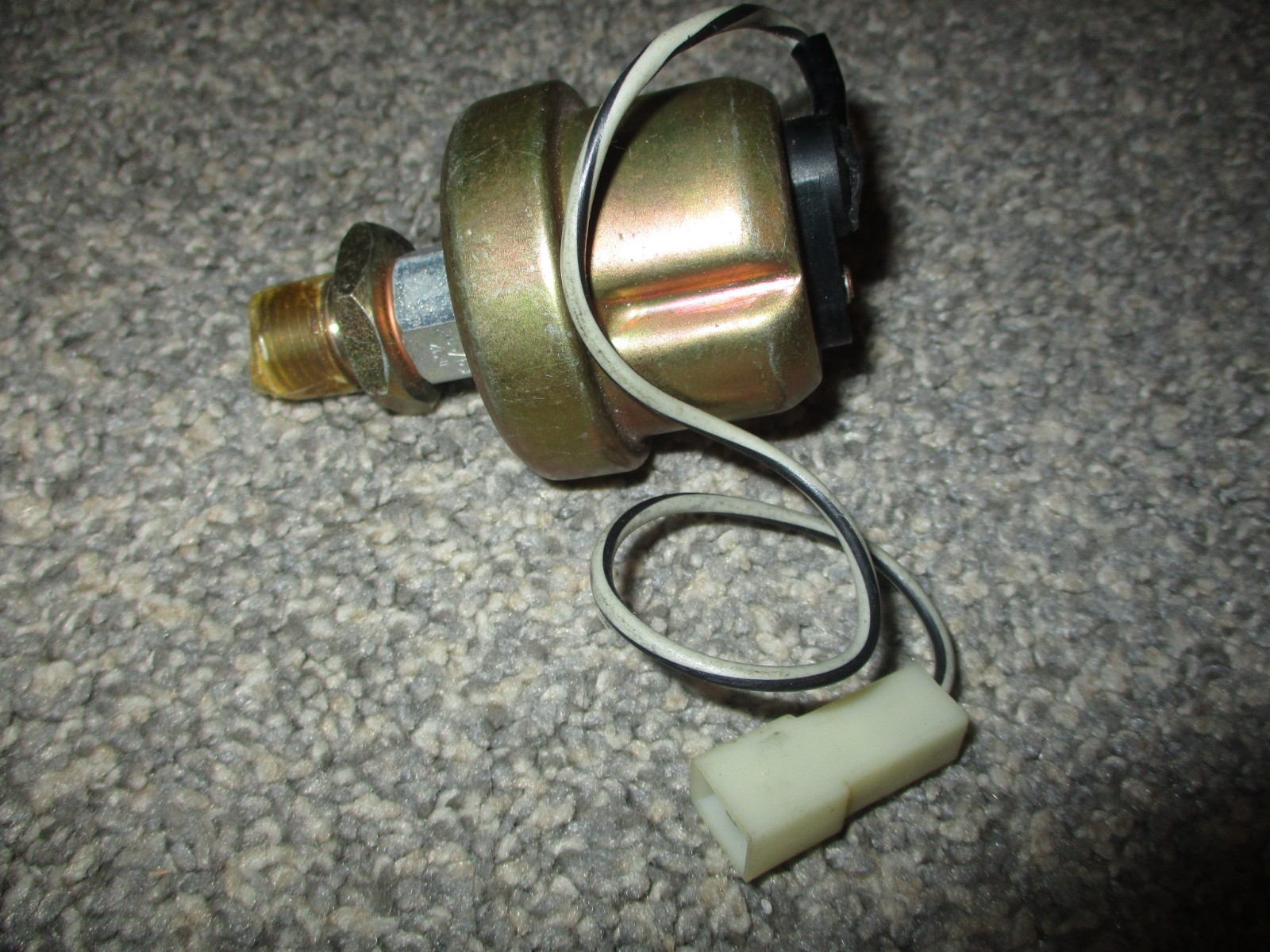 NOS Veglia Italian made Oil Pressure Sending Unit for vintage Ferraris Maseratis
