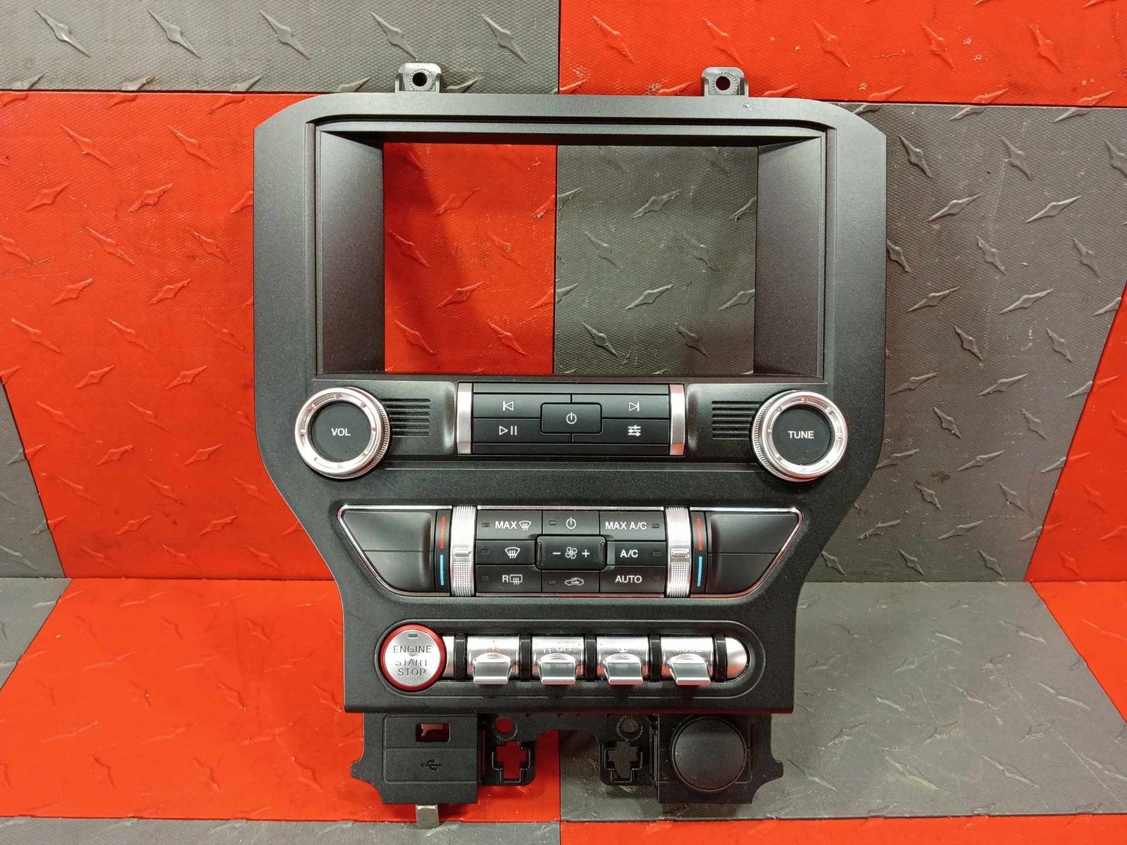 20-23 Ford Mustang GT Radio Climate Temperature Control Panel (OEM LR3T18E245EB) 20-23 Ford Mustang GT Radio Climate Temperature Control Panel (OEM LR3T18E245EB)