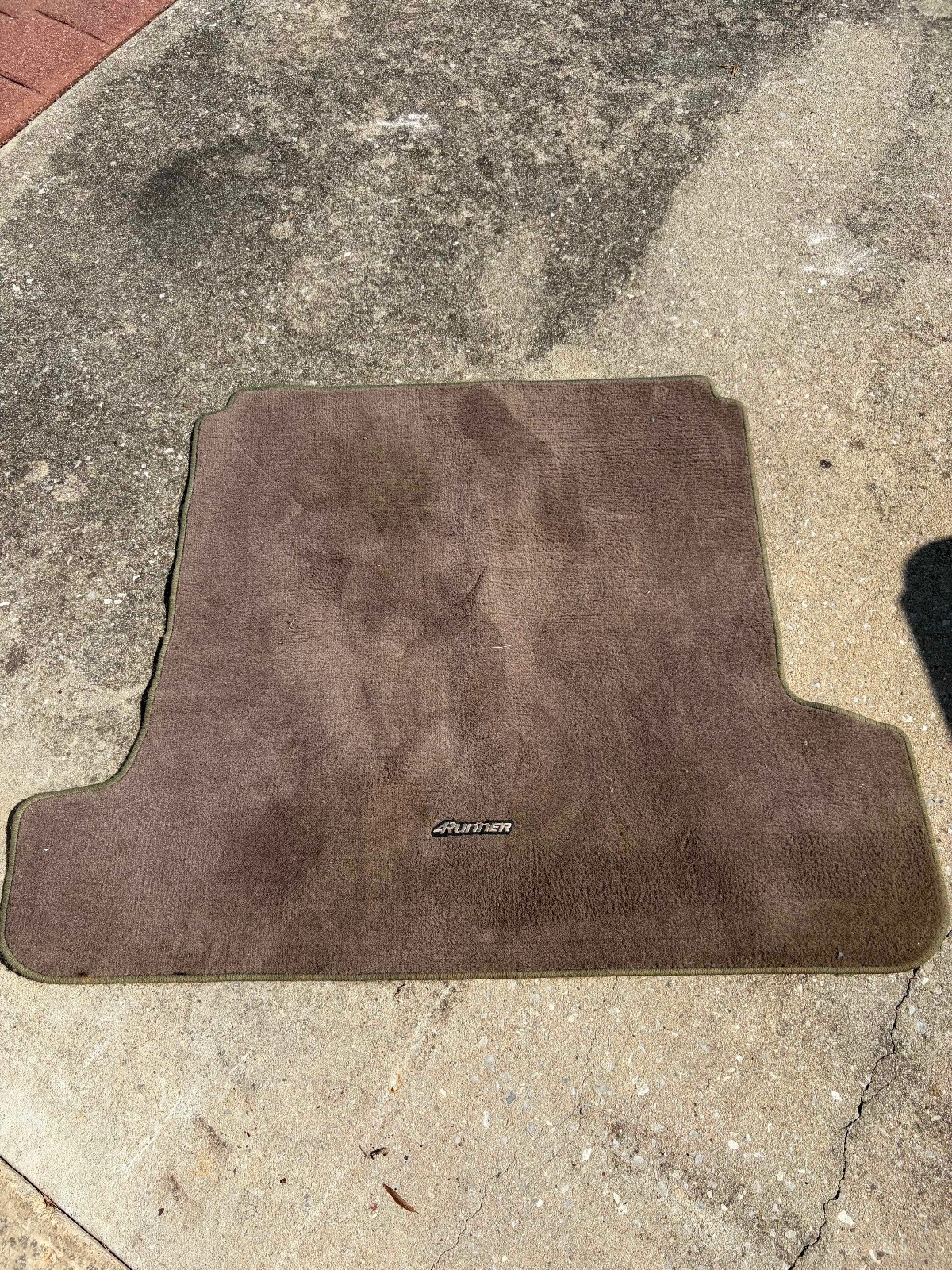 96-02 Genuine Toyota 4Runner Tan / Oak Rear Cargo Trunk Carpet Mat OEM
