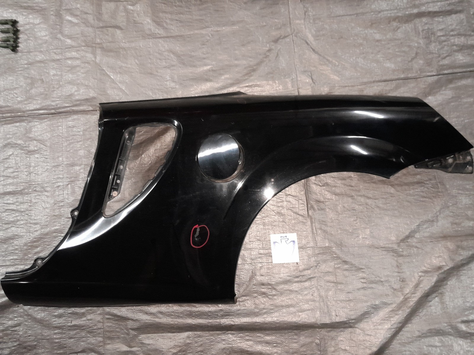 2000 2005 Toyota MR2 SPYDER OEM Rear QUARTER PANEL FENDER BLACK 2001 2002 LEFT 2000 2005 Toyota MR2 SPYDER OEM Rear QUARTER PANEL FENDER BLACK 2001 2002 LEFT