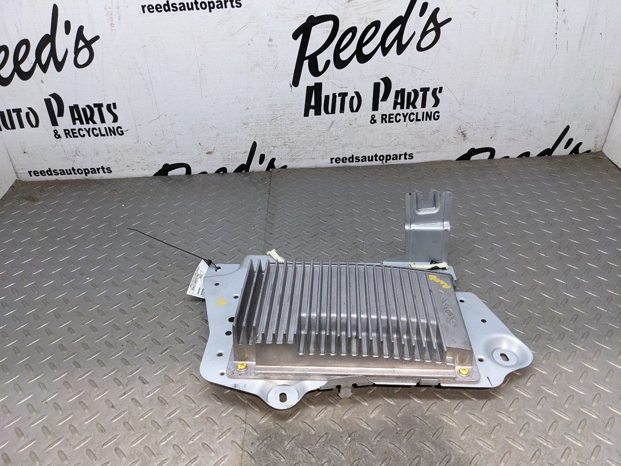 Audio Equipment Radio Amplifier Fits 13-19 FLEX 1177469