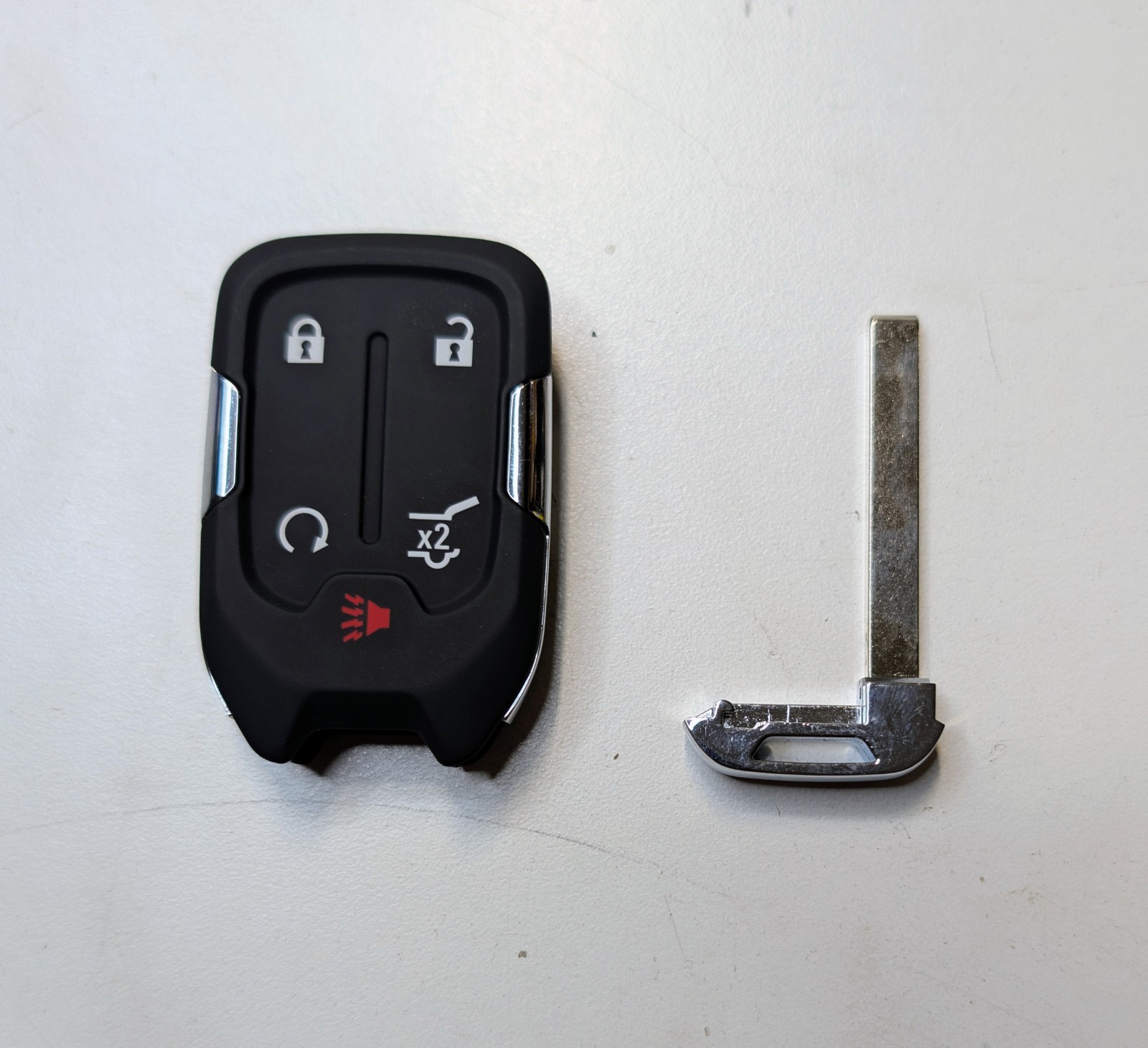 OEM Unlocked GMC Terrain 2018-2024 5 Button Proximity Smart Key Remote Fob OEM Unlocked GMC Terrain 2018-2024 5 Button Proximity Smart Key Remote Fob