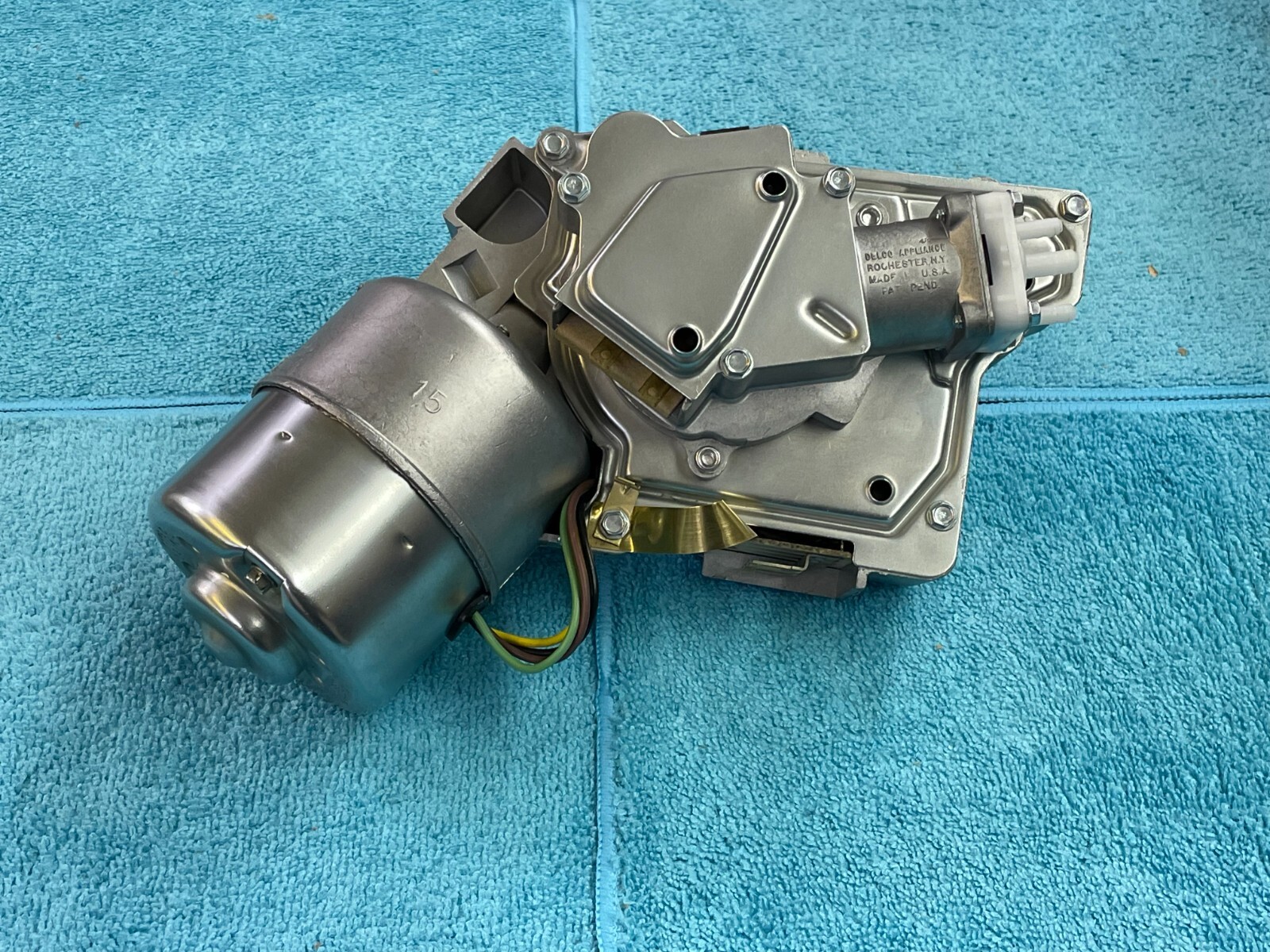 Restored Corvette wiper motor 1963-67 INCLUDES A $250.00 REFUNDABLE CORE CHARGE