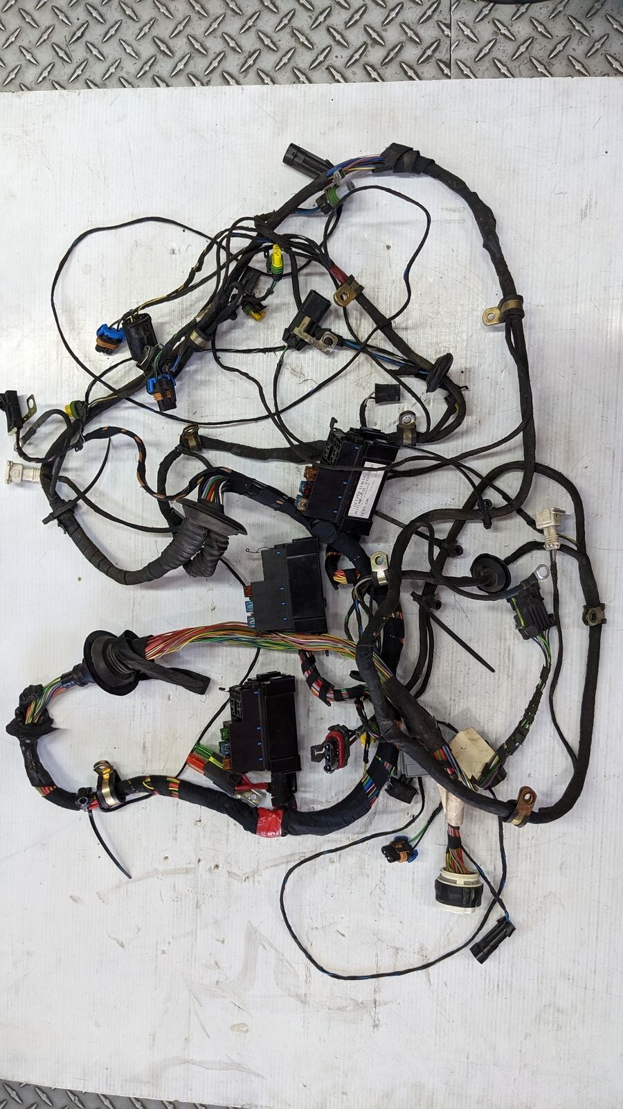 FERRARI 360 SPIDER PART, FRONT WIRING HARNESS WITH FUSE BOX 183347