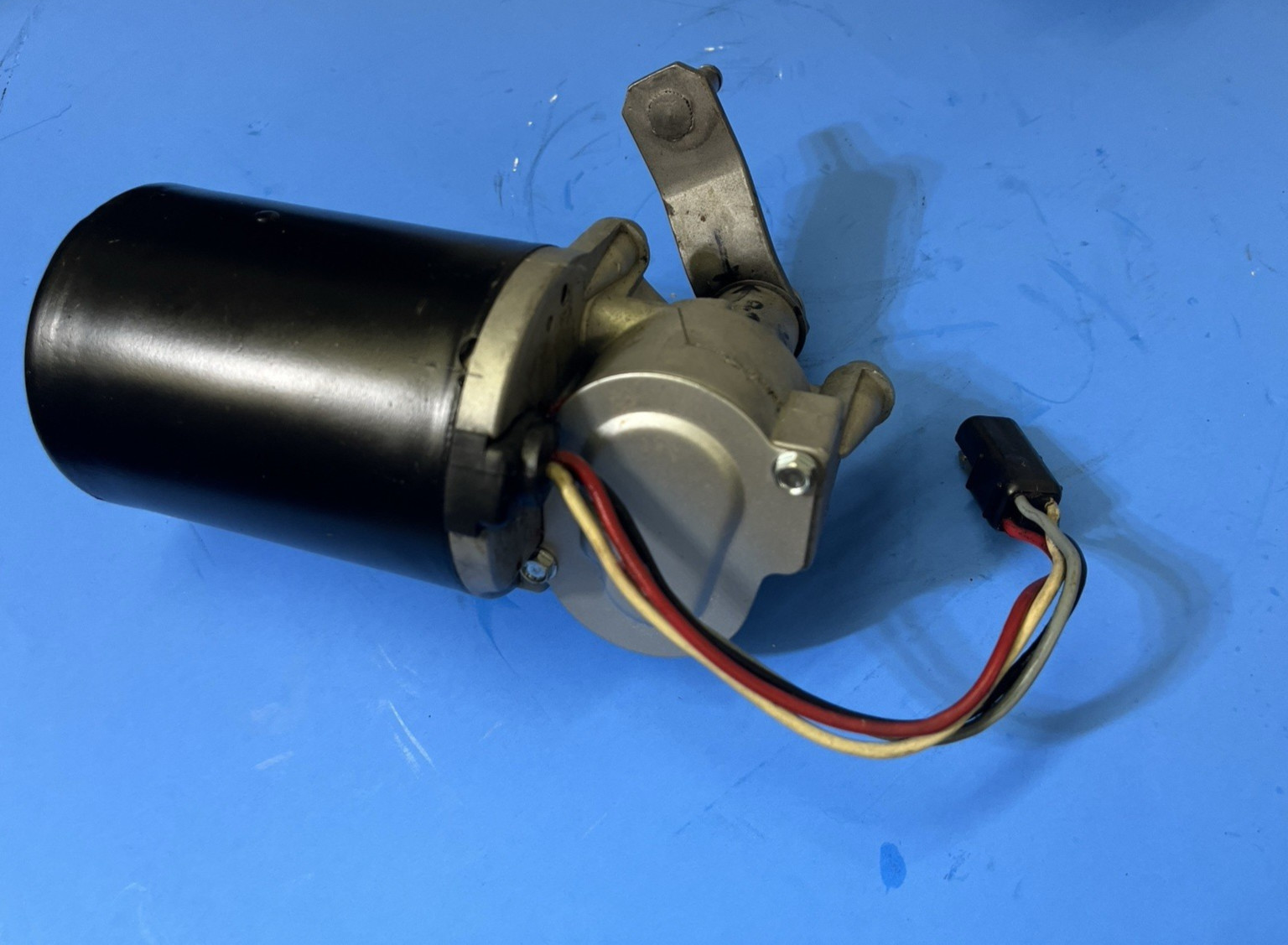 1967-86 FORD WINDSHIELD WIPER MOTOR MUSTANG TORINO FALCON FAIRLANE BRONCO T-BIRD 1967-86 FORD WINDSHIELD WIPER MOTOR MUSTANG TORINO FALCON FAIRLANE BRONCO T-BIRD