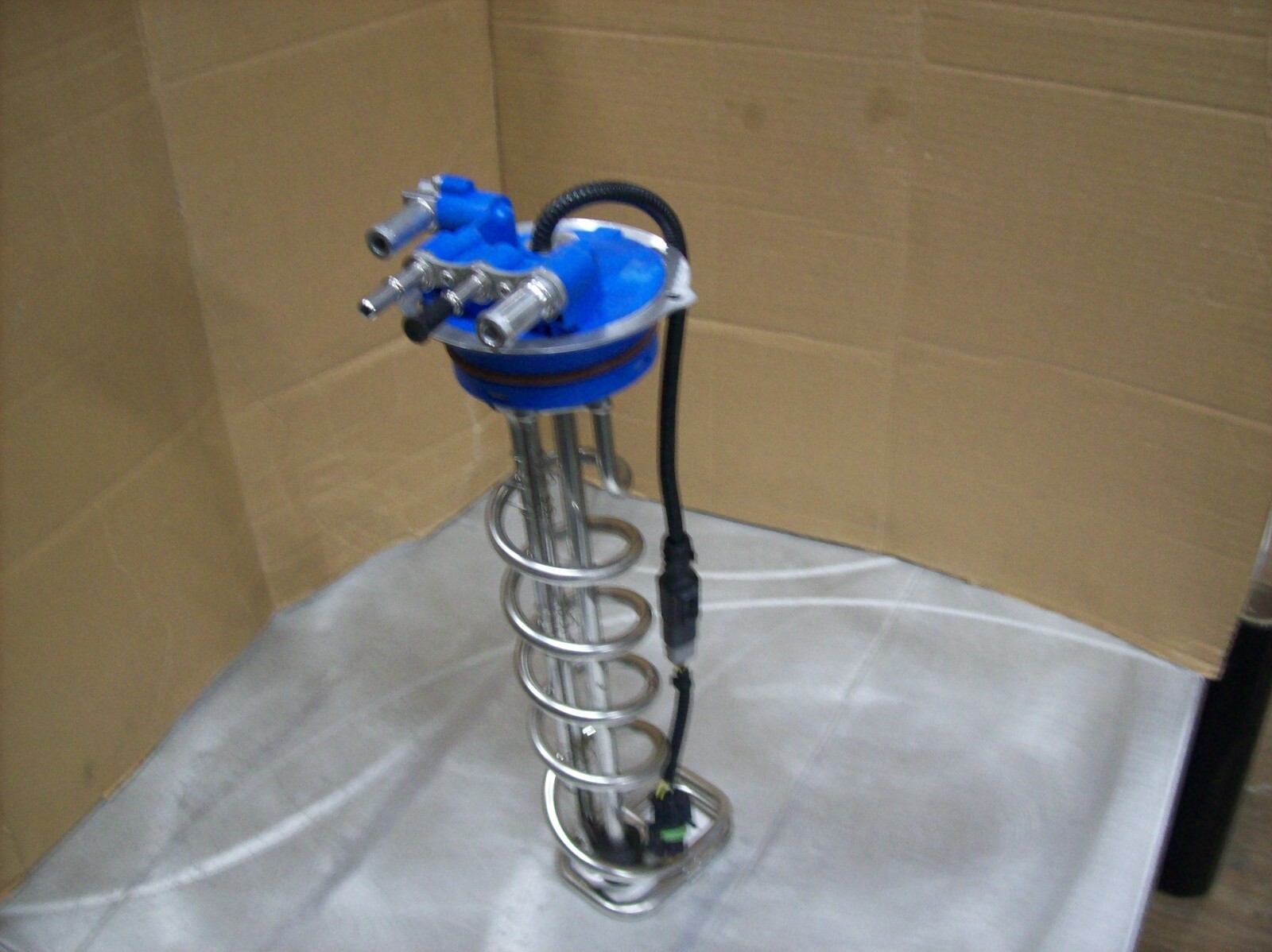 Unknown Brand - NOS Fuel Heater 0274-18 / 170221 / R002694