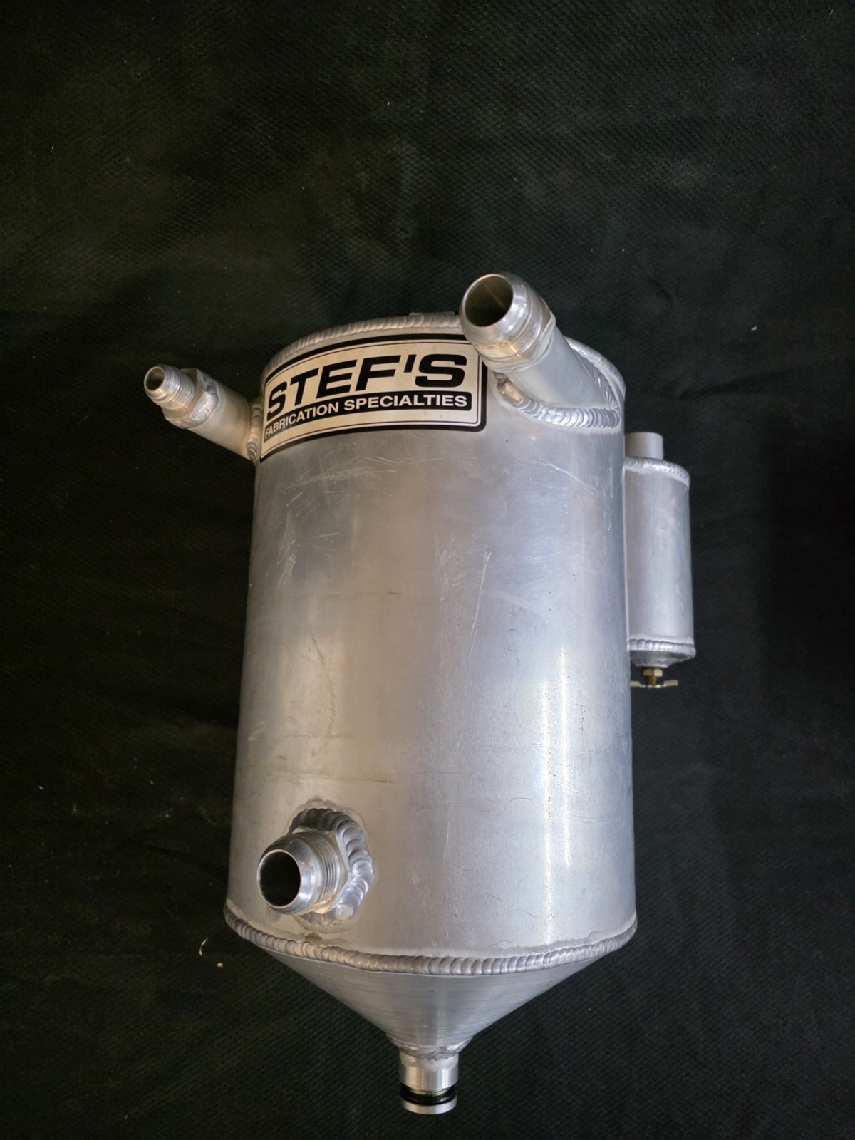 STEFS Cylindrical Dry Sump Tank, Aluminum, 2.5Gal STEFS Cylindrical Dry Sump Tank, Aluminum, 2.5Gal