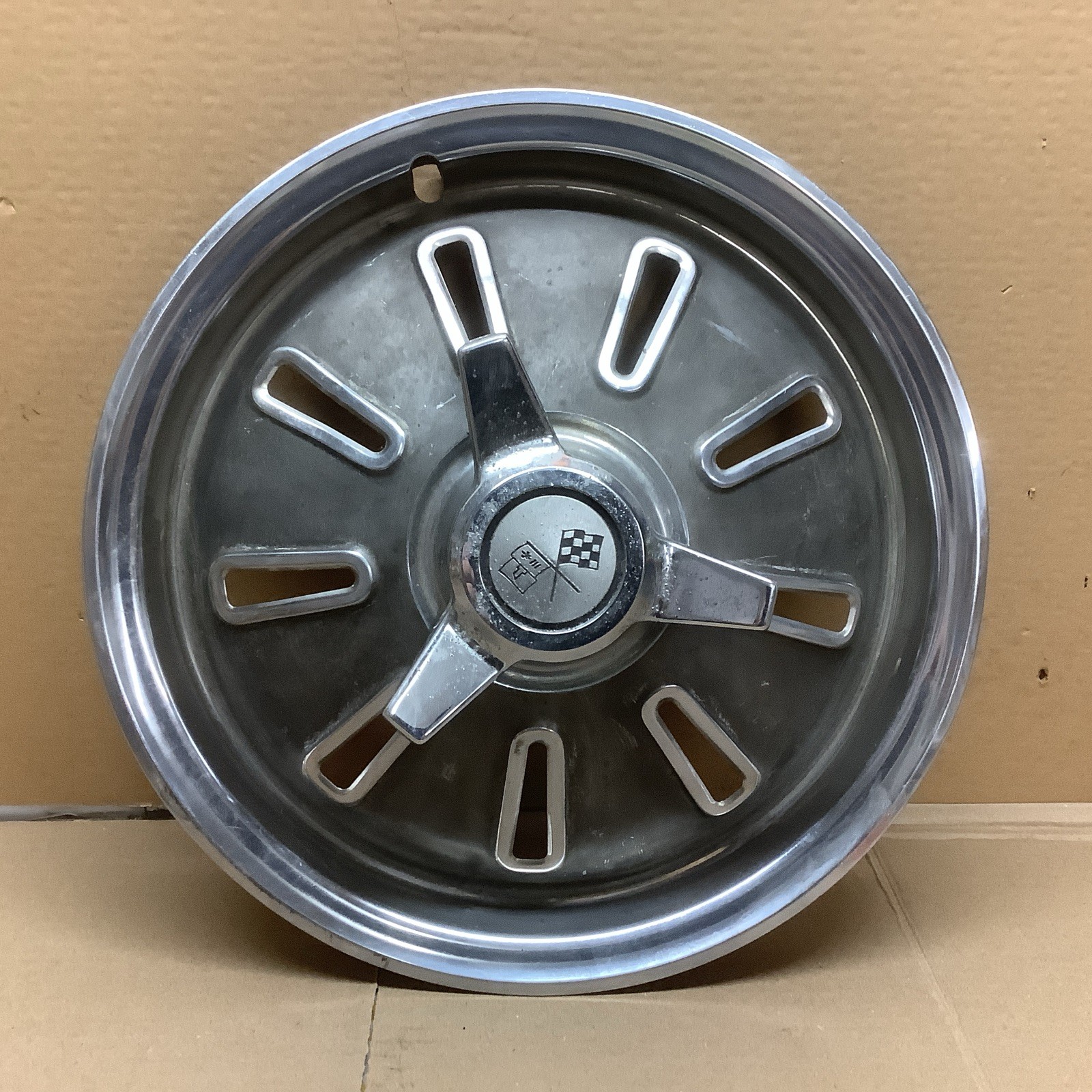 1964 Corvette Sting Ray Coupe Convertible ORIGINAL SPINNER HUB CAP WHEEL COVER