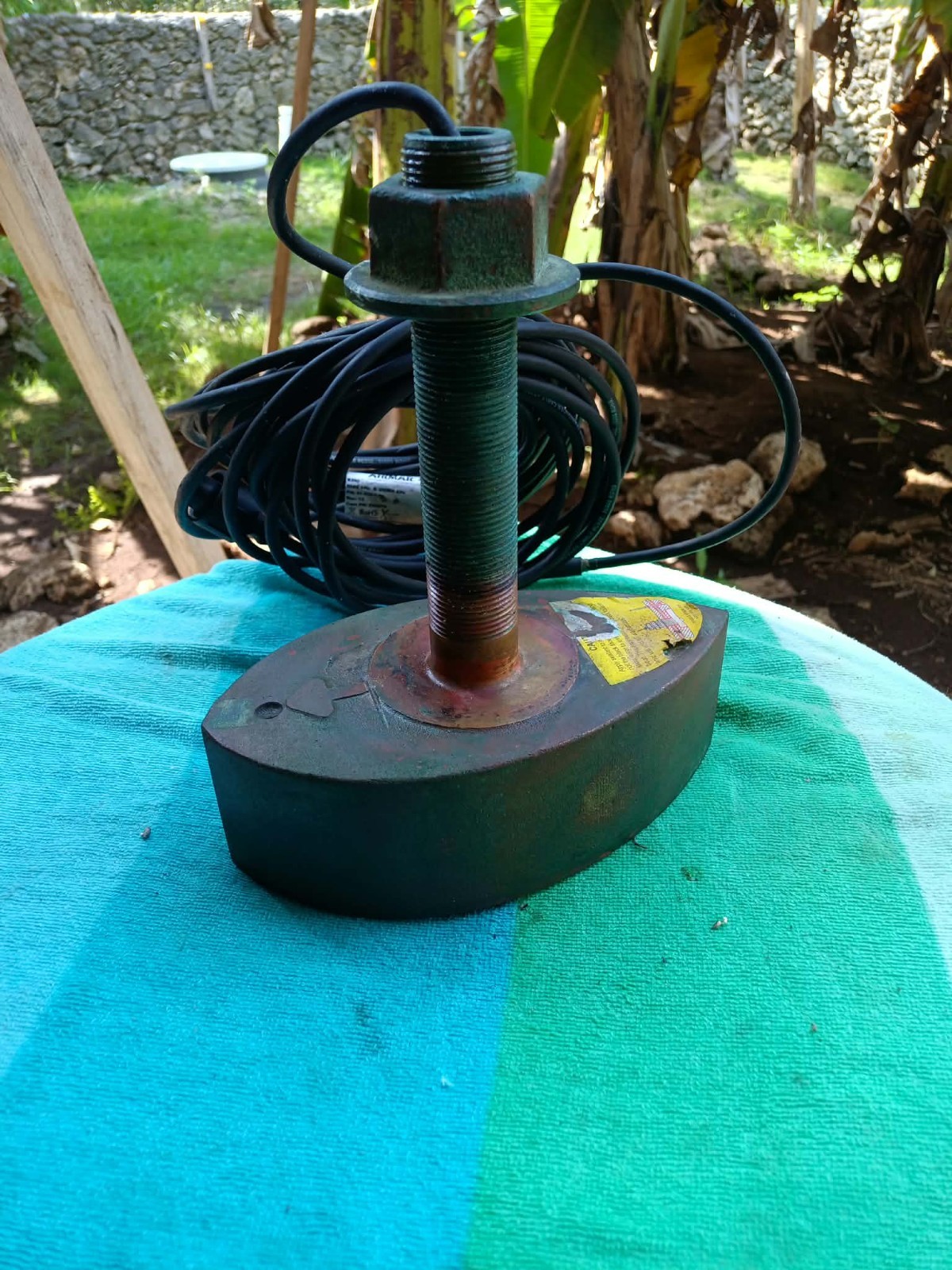 Airmar B260 Transducer 1KW power with Raymarine Connection Airmar B260 Transducer 1KW power with Raymarine Connection