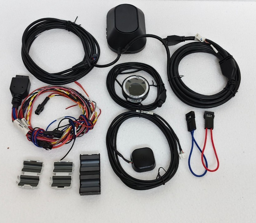 Mobileye 8 Connect Collision Avoidance System - ME800000000ETH4G