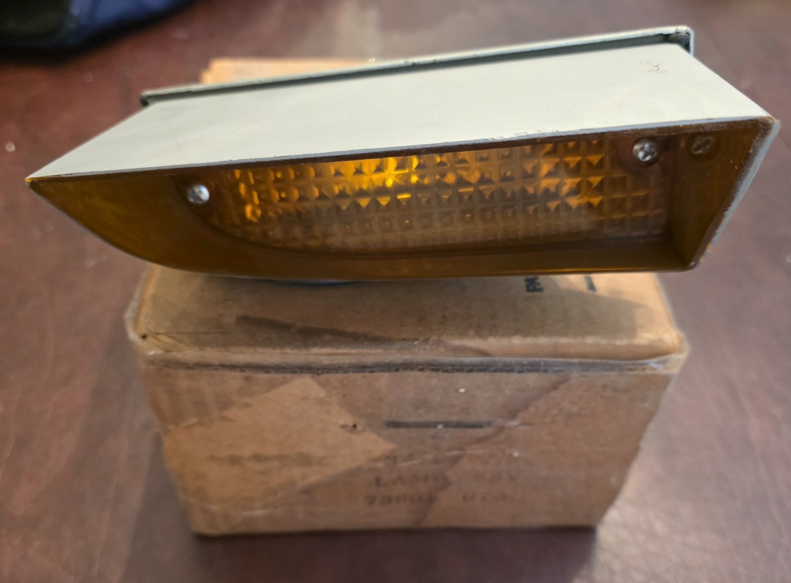 NOS 70 Plymouth Superbird Fury Front Marker Light Assembly Passenger Side
