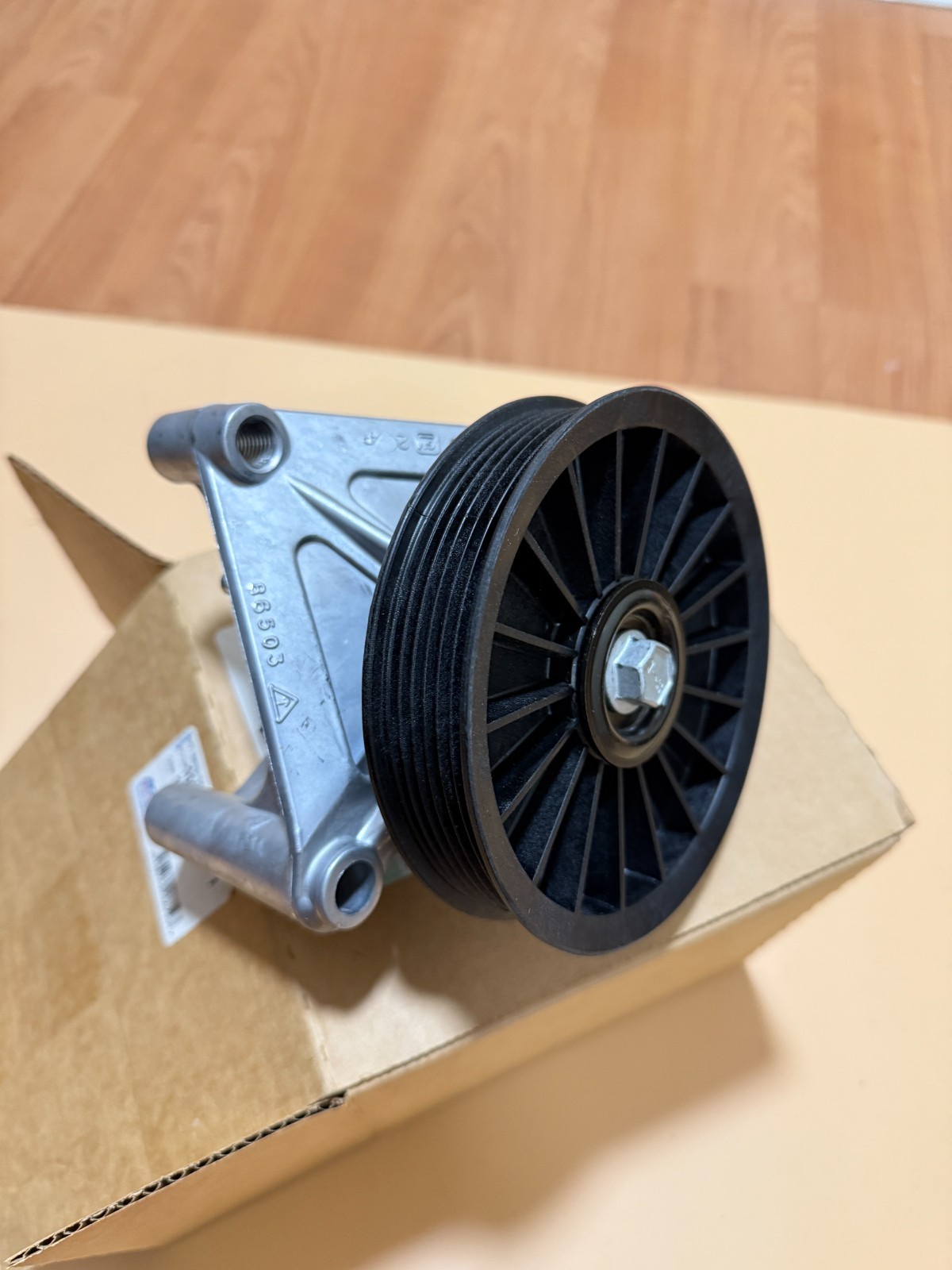GM OEM 90-93 Camaro,Caprice Engine Engine Parts-Idler Pulley 10055890 NEW GM OEM 90-93 Camaro,Caprice Engine Engine Parts-Idler Pulley 10055890 NEW