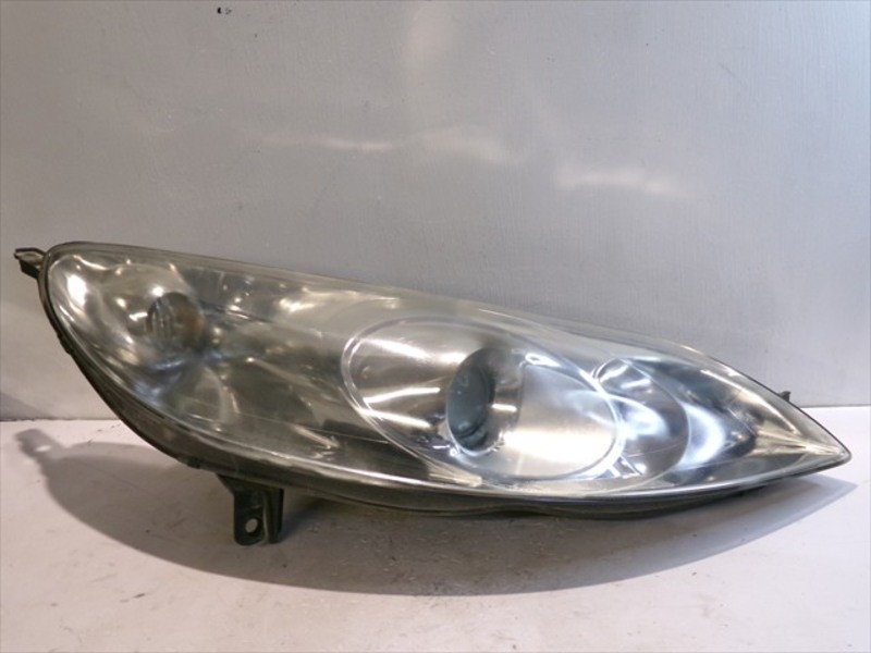 0301213272 122098 headlamp rh PEUGEOT 407 2.0 HDI 2004-2010 2004