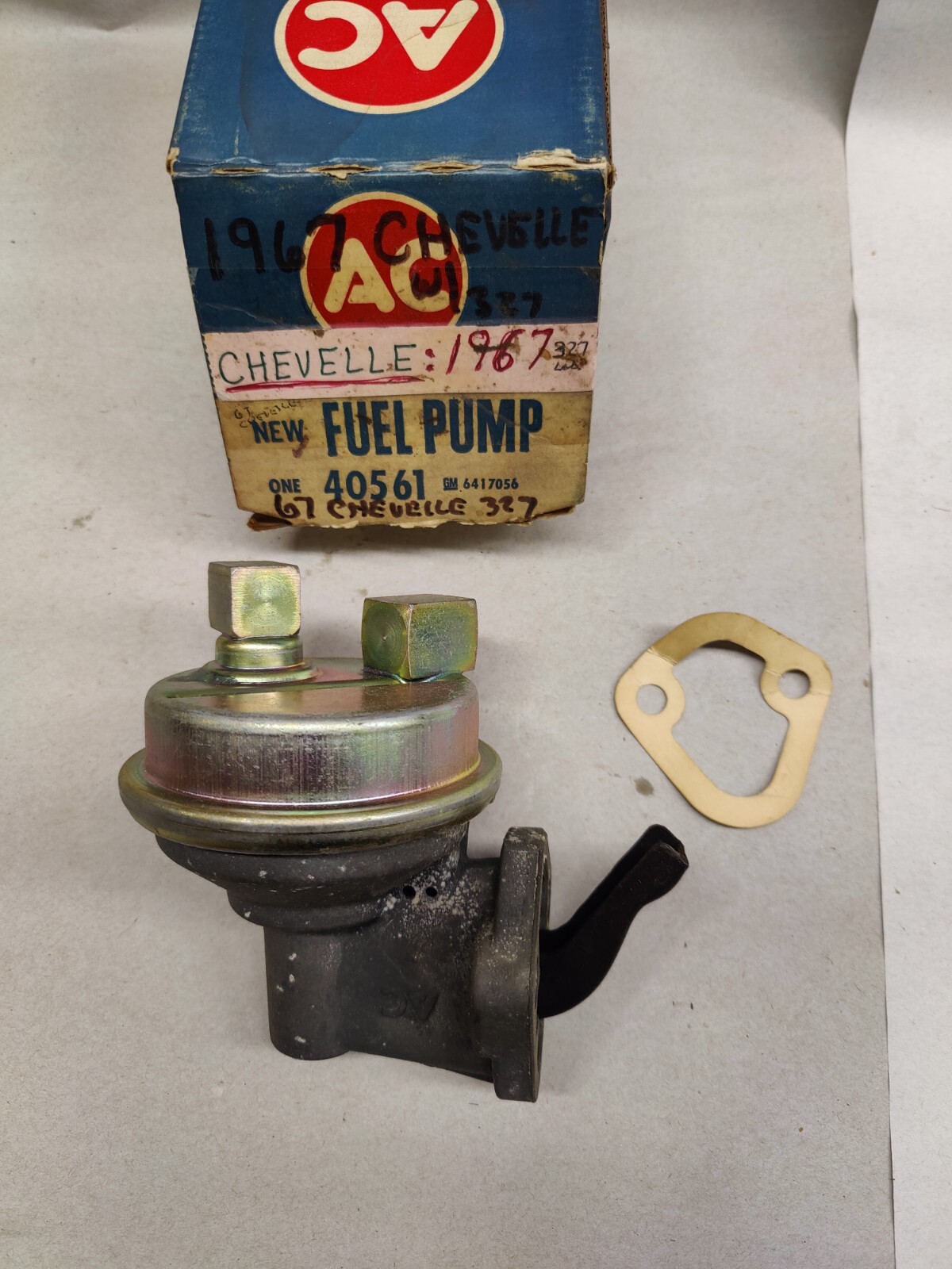 NOS OEM 1967 Chevelle El Camino 327 V8 Fuel Pump AC 40561 6417056 NOS OEM 1967 Chevelle El Camino 327 V8 Fuel Pump AC 40561 6417056