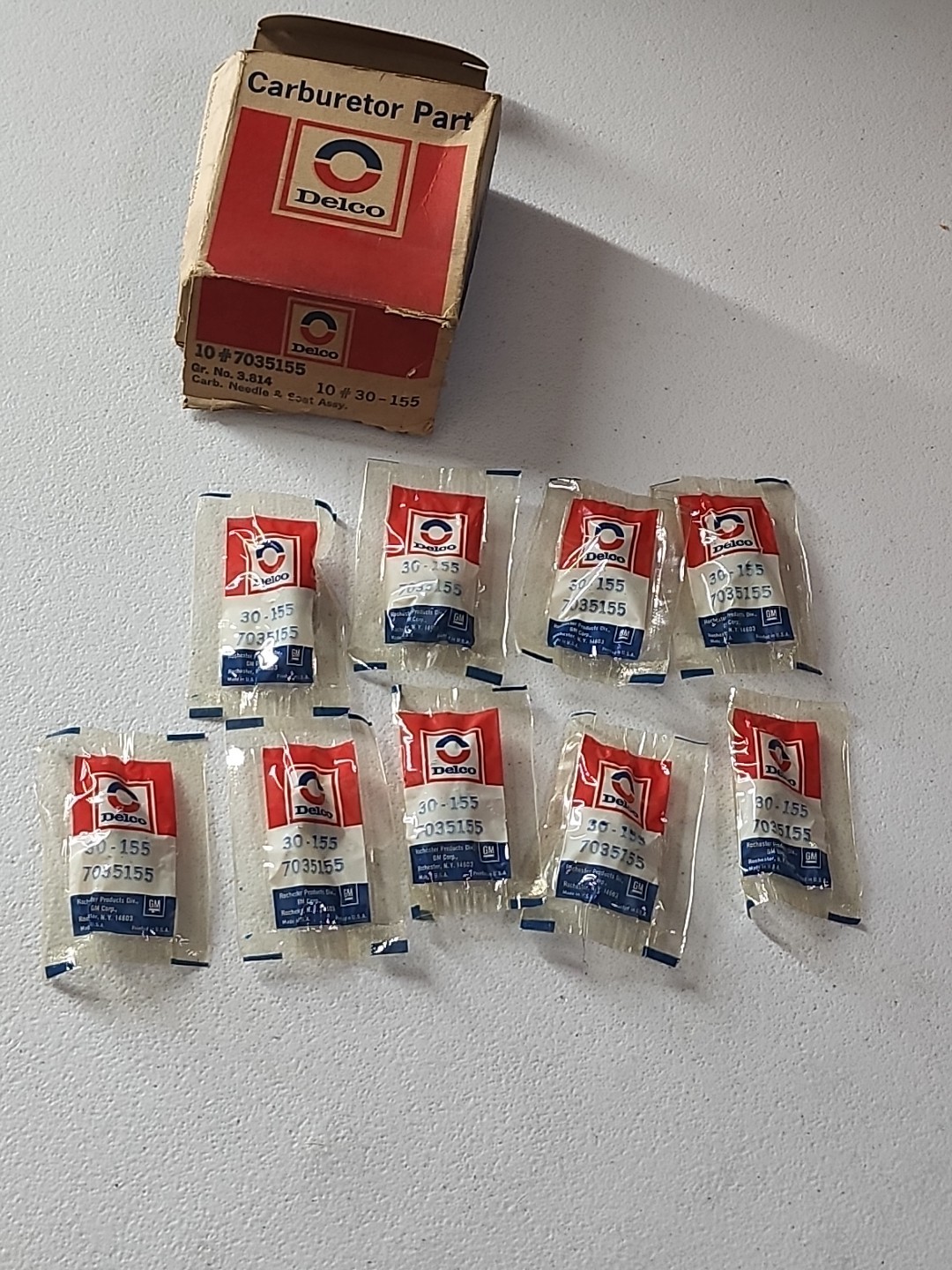 NOS 1976-79 CHEVROLET OLDSMOBILE PONTIAC NEEDLE & SEAT ASSEMBLY 7035155 Box Of 9 NOS 1976-79 CHEVROLET OLDSMOBILE PONTIAC NEEDLE & SEAT ASSEMBLY 7035155 Box Of 9
